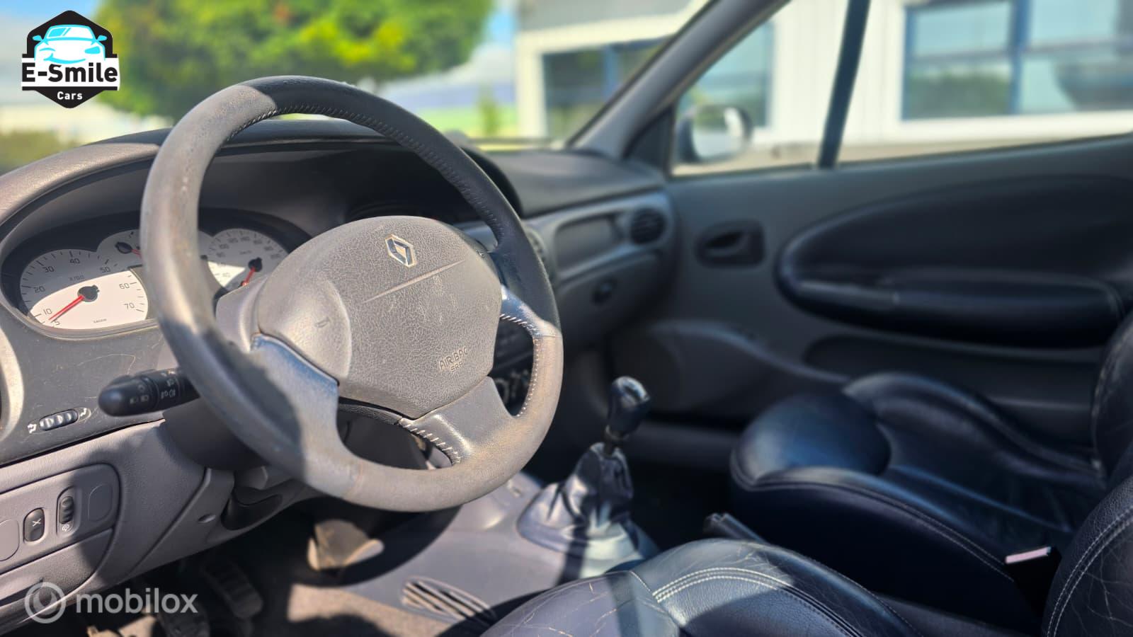 Foto van Renault Megane Cabriolet
