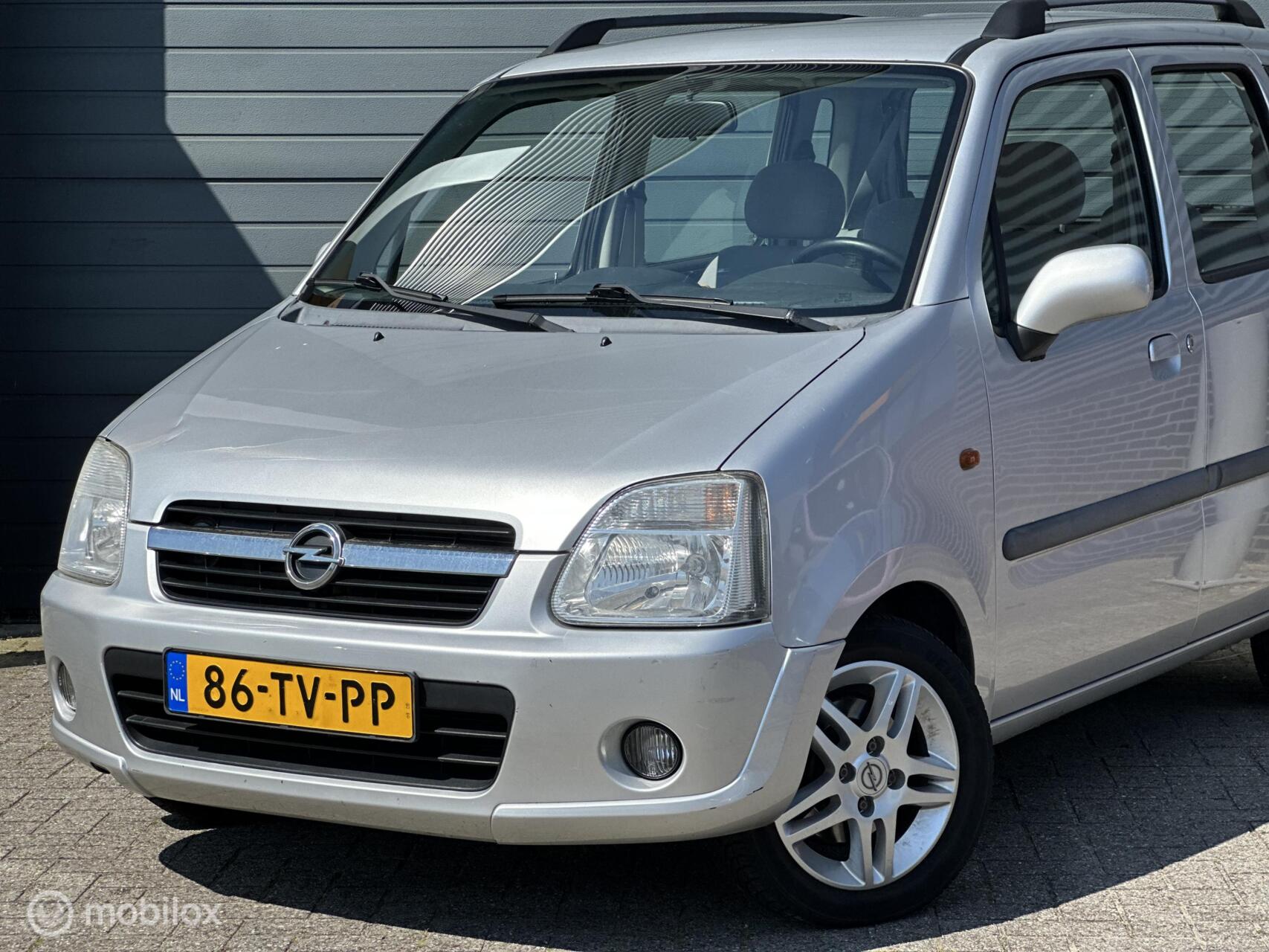 Foto van Opel Agila