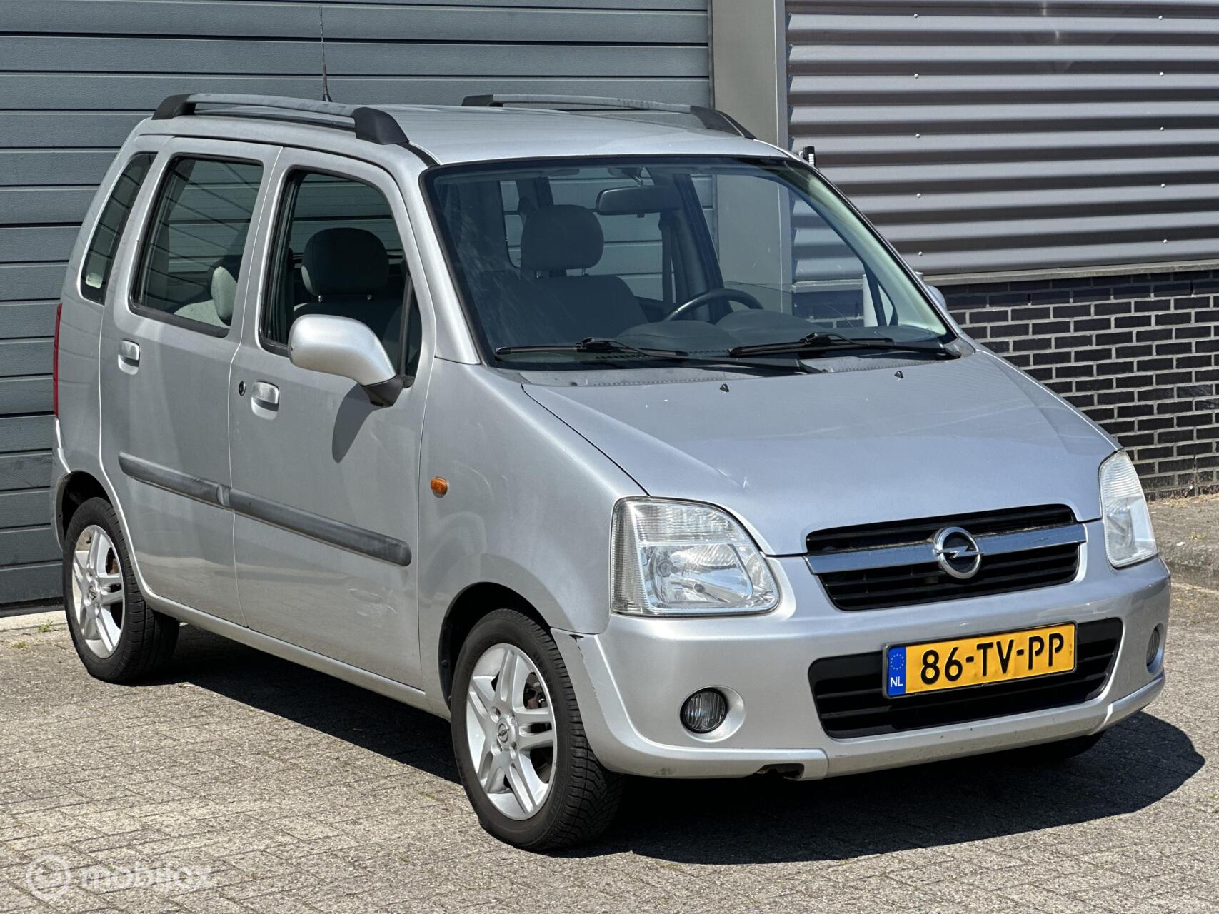 Foto van Opel Agila