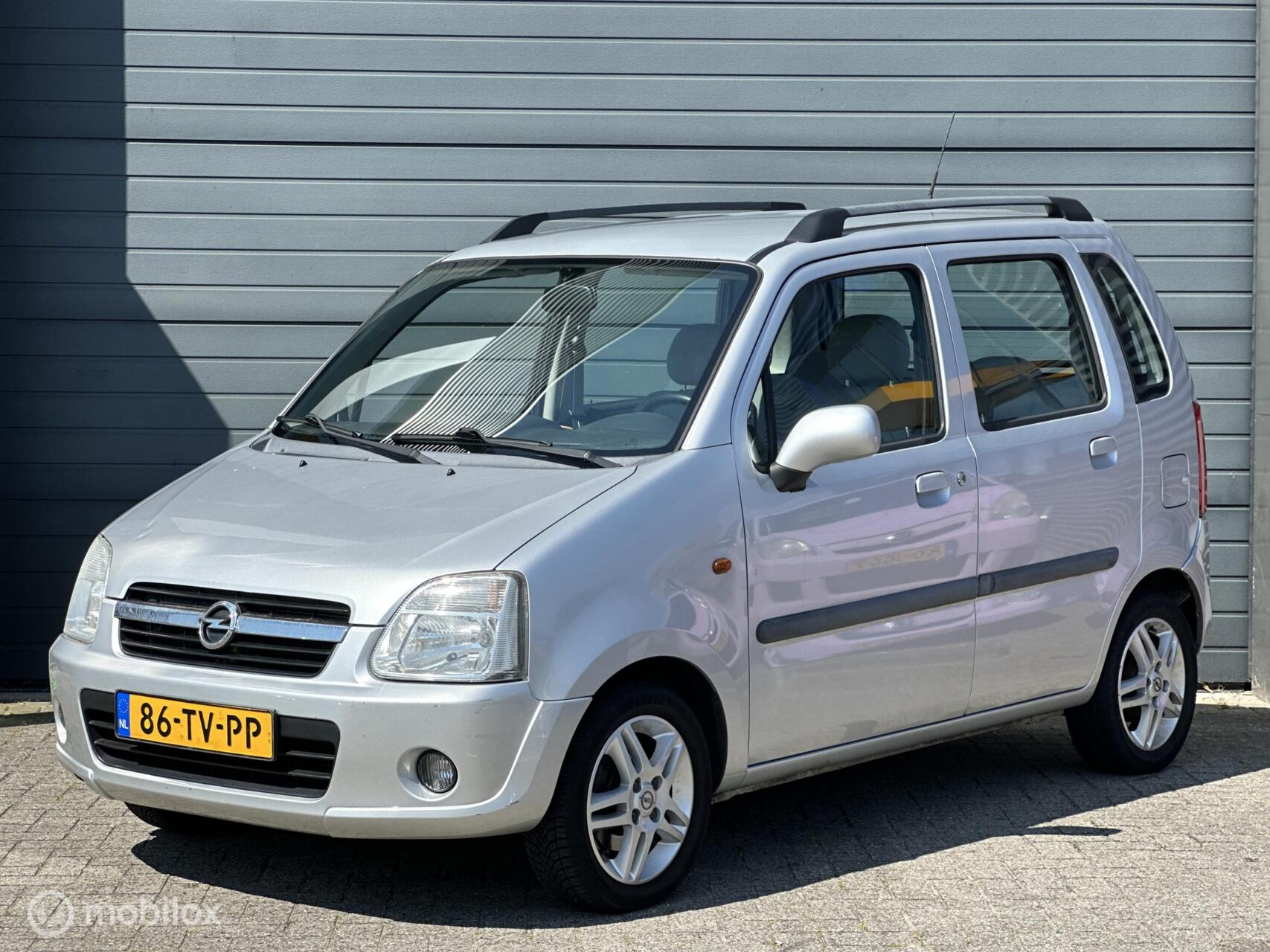 Foto van Opel Agila