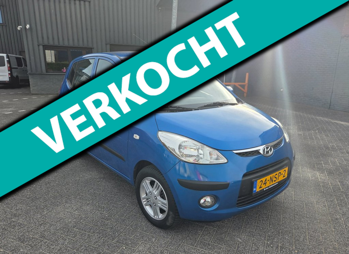 Hyundai I 10 1.1 i-Catcher 1ste EIG Dealer onderhoud 2010 - voorkant