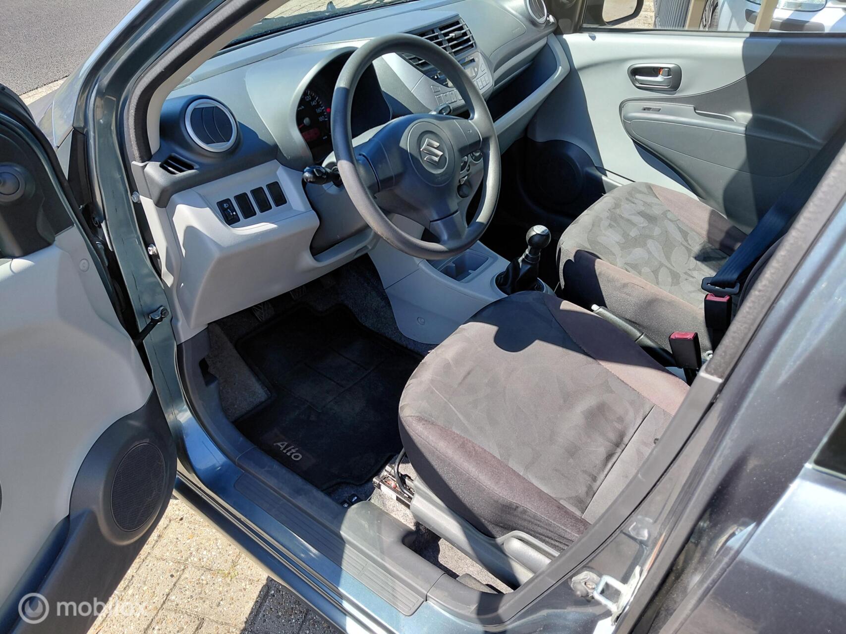 Foto van Suzuki Alto