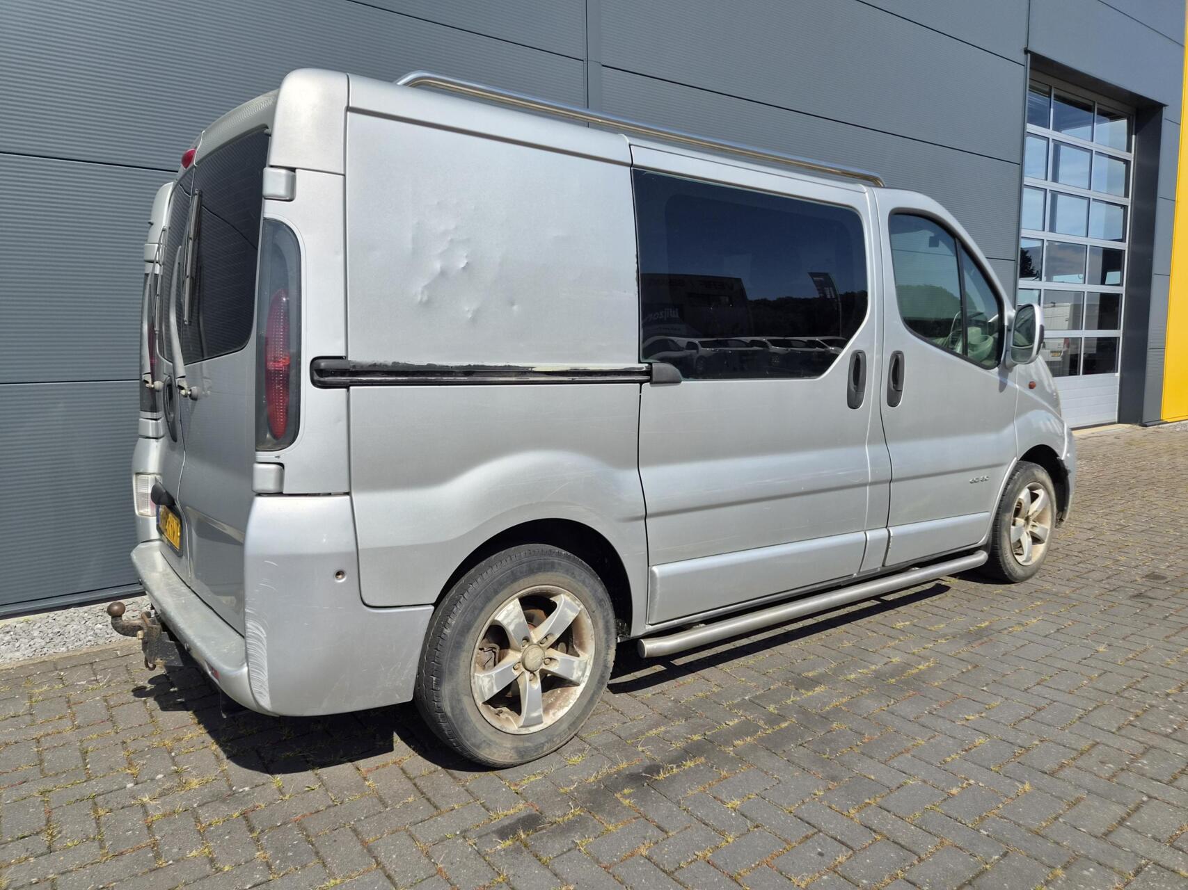 Foto van Renault Trafic 1000 L1 H1 1.9 Dci 82