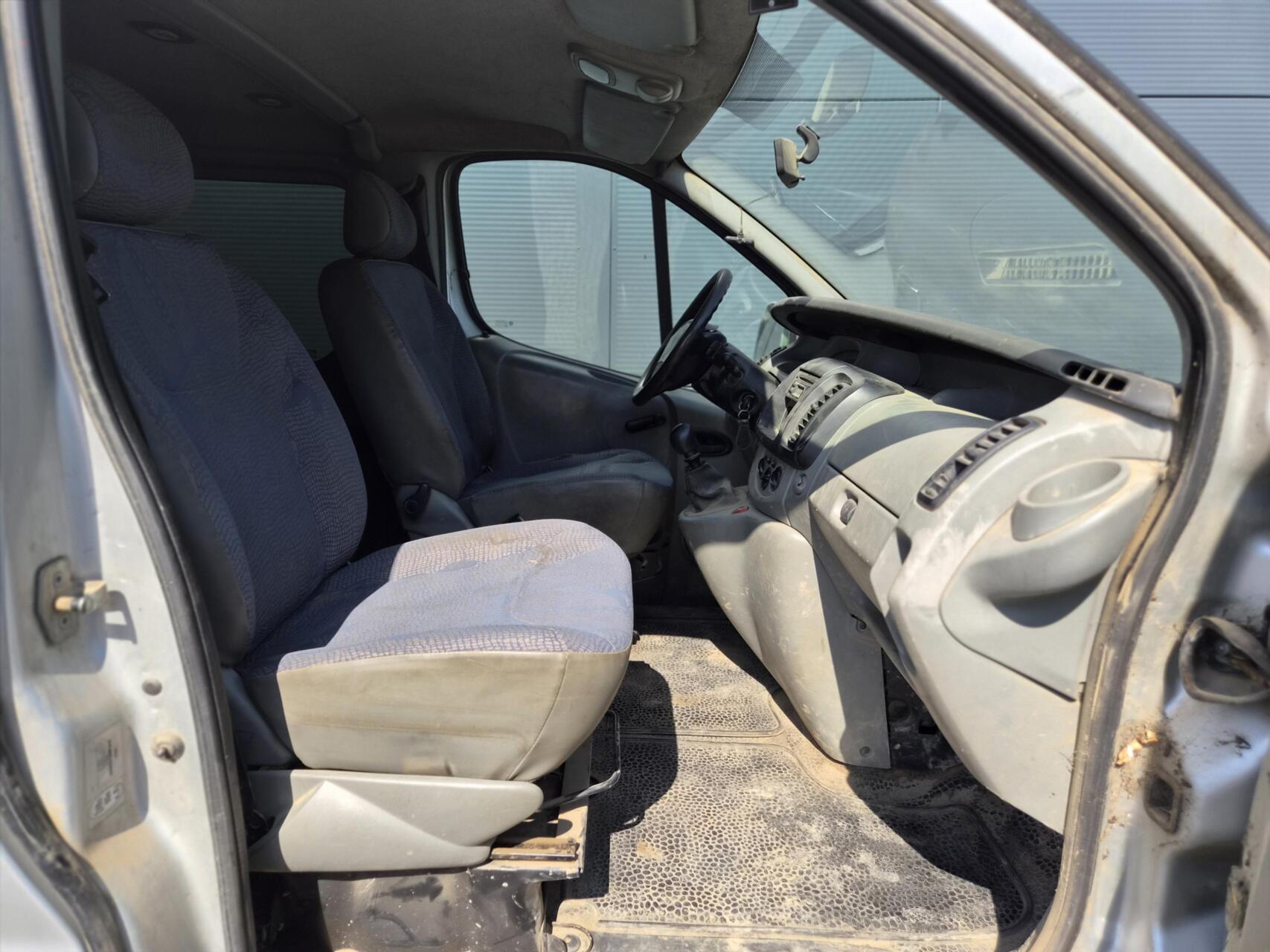 Foto van Renault Trafic 1000 L1 H1 1.9 Dci 82
