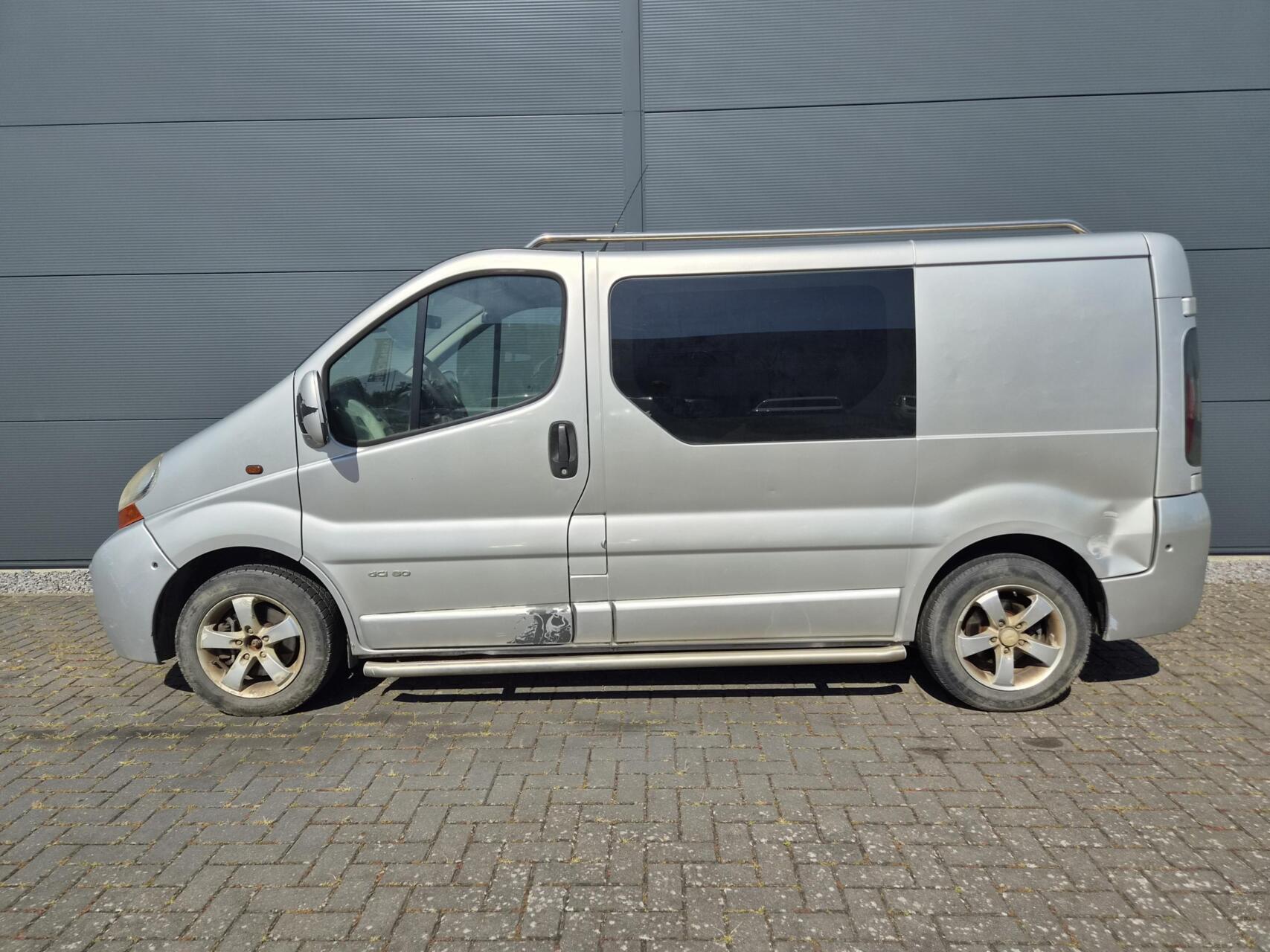 Foto van Renault Trafic 1000 L1 H1 1.9 Dci 82
