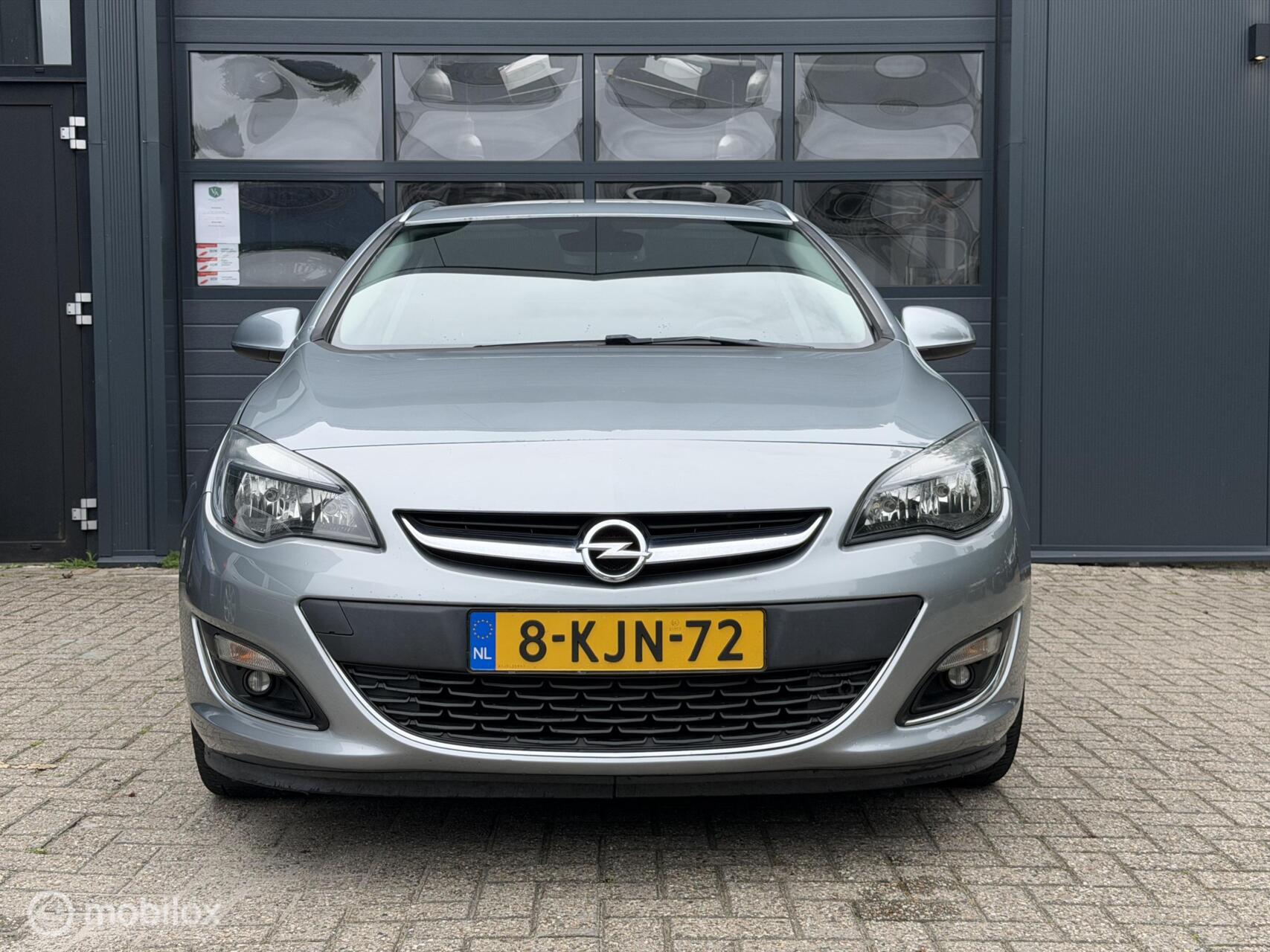 Foto van Opel Astra Sports Tourer