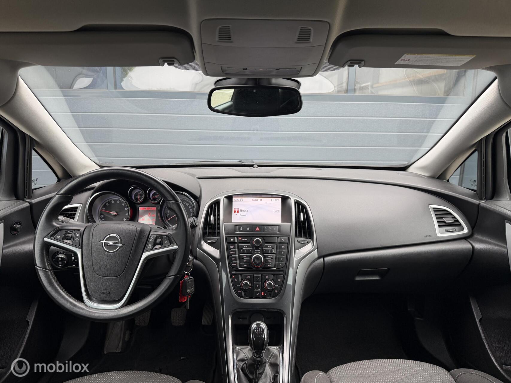 Foto van Opel Astra Sports Tourer