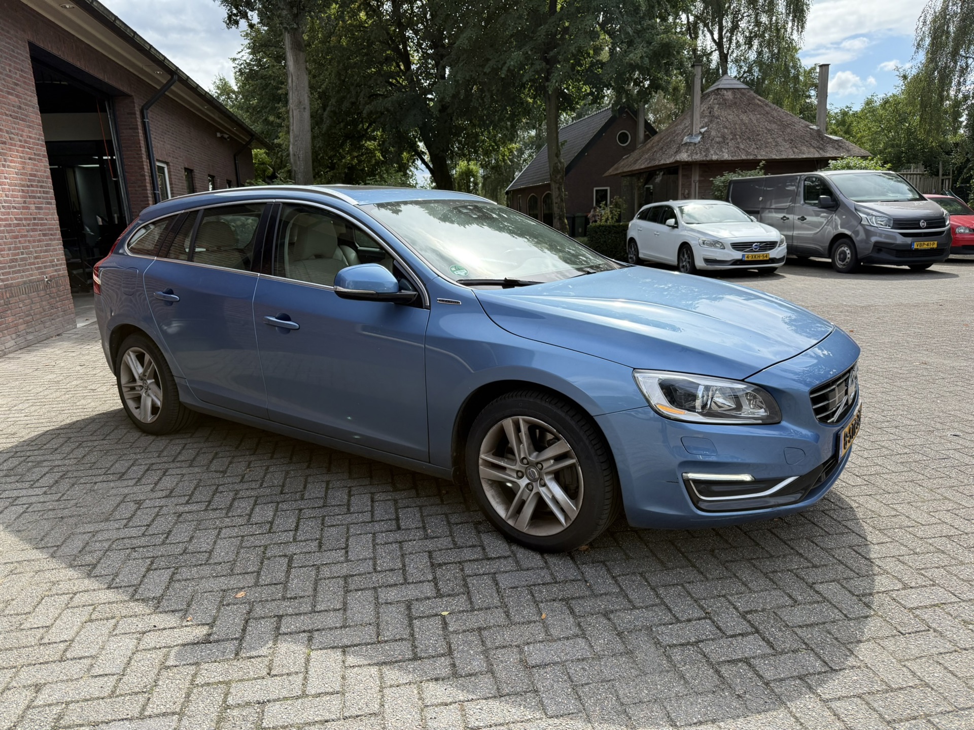 Foto van Volvo V60 Plug In Hybrid