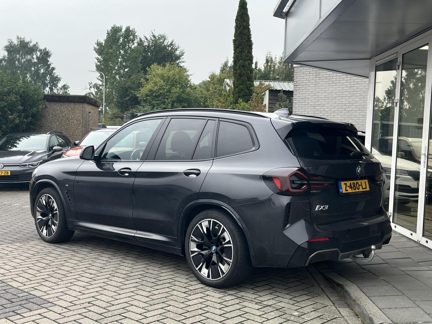 Foto van BMW Ix3