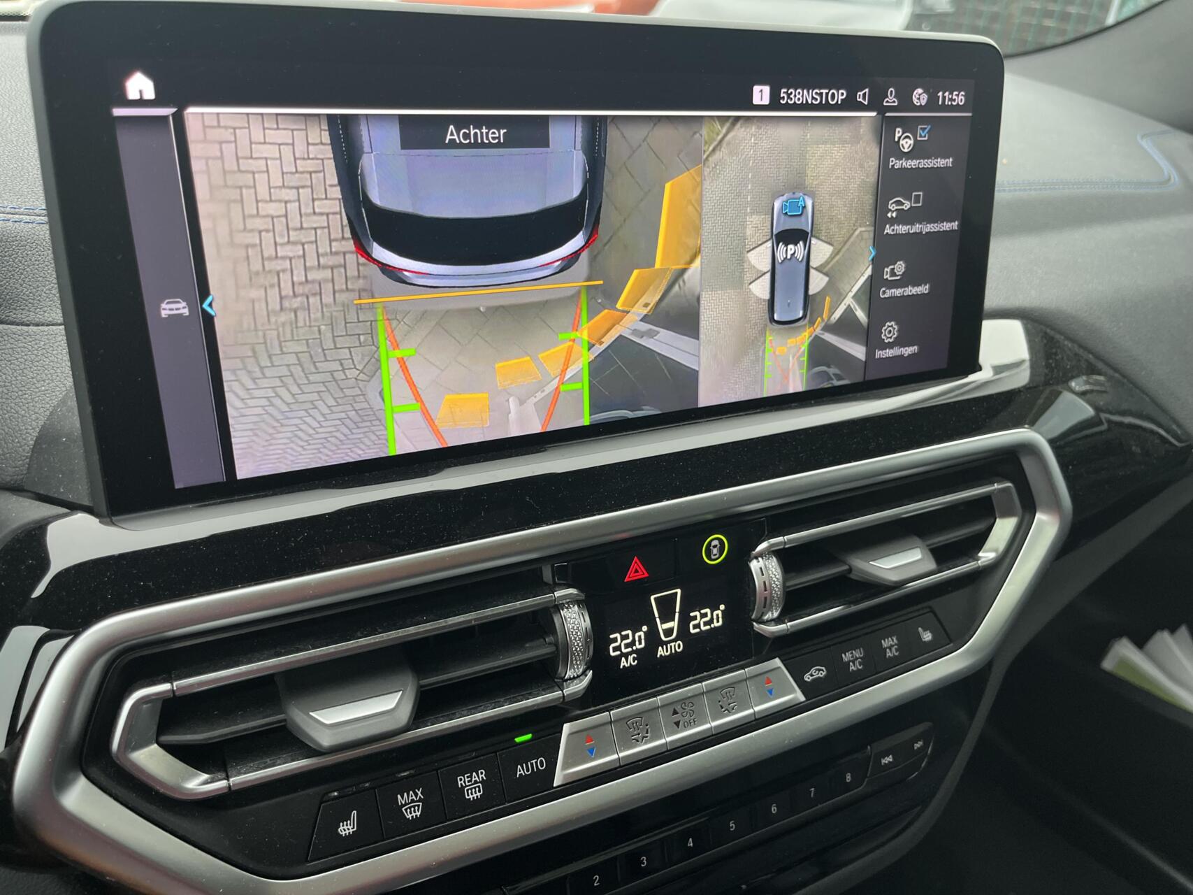 Foto van BMW Ix3