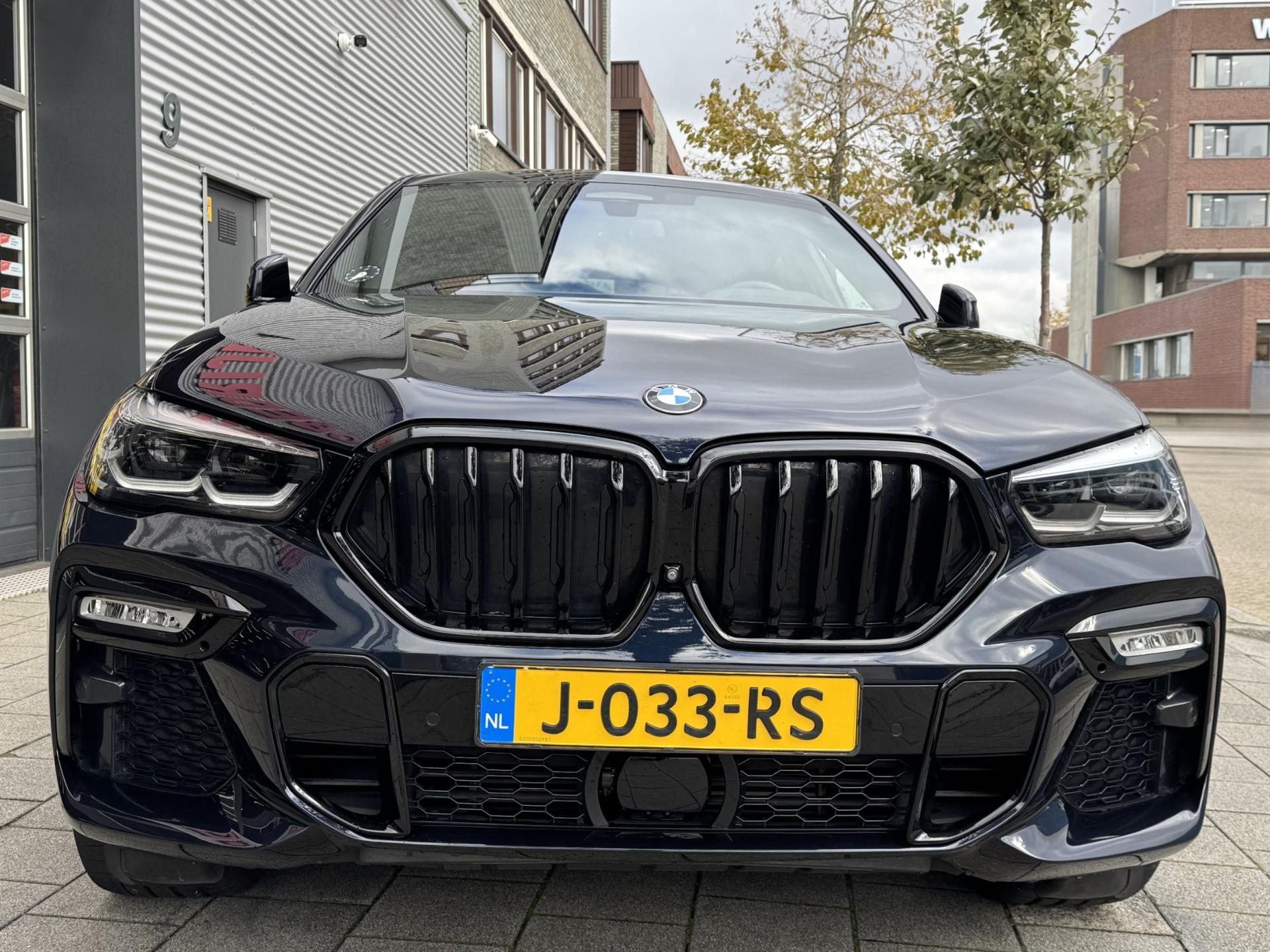 Foto van BMW X6 Xdrive30d