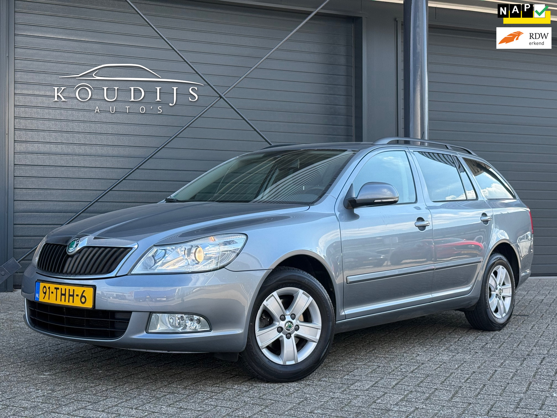 Skoda Octavia 1.4 TSI Greentech Ambition Business Line, Trekhaa, PDC, Volledig onderhouden 2012 - voorkant
