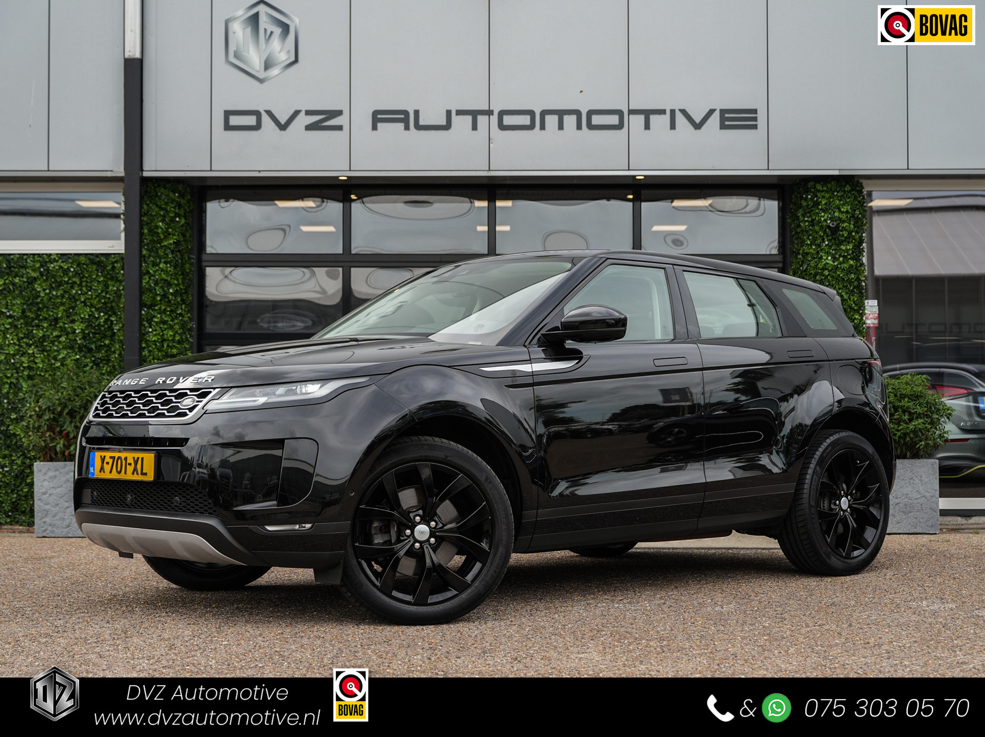 Land Rover Range Rover Evoque 1.5 P300e AWD SE | HUD | ACC | Meridian | Surround View 2020 - voorkant