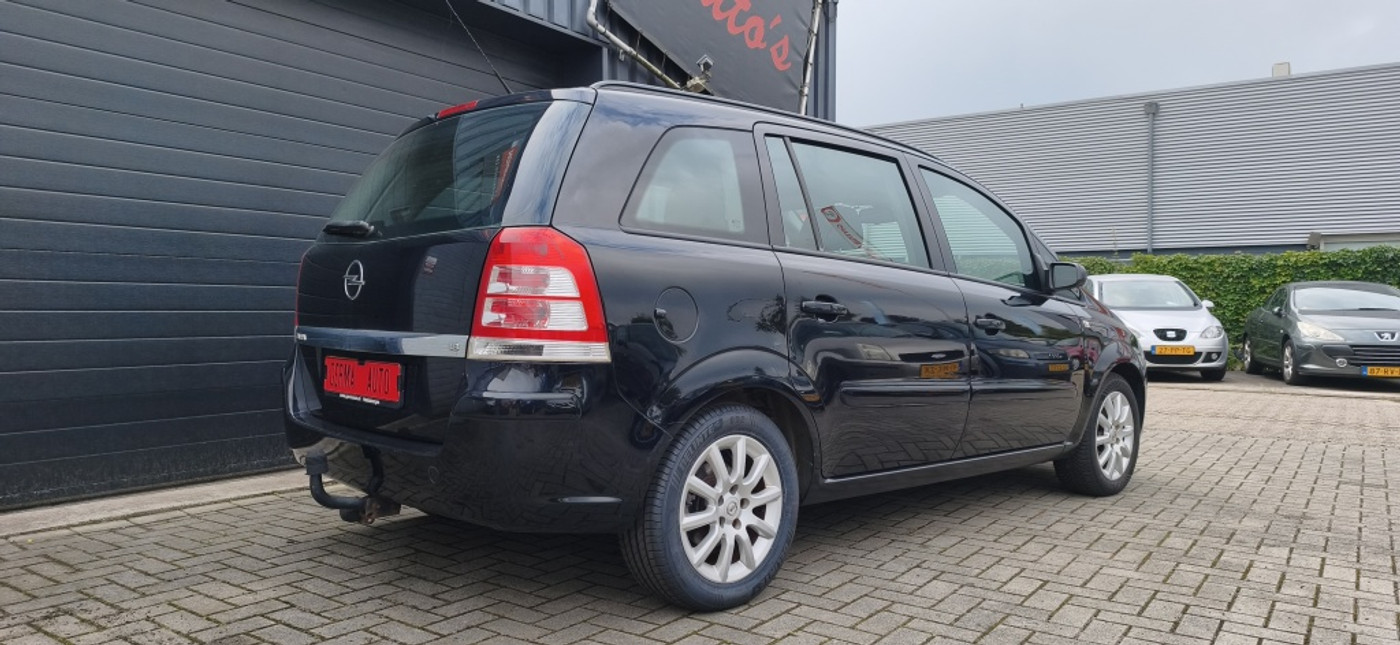 Foto van Opel Zafira