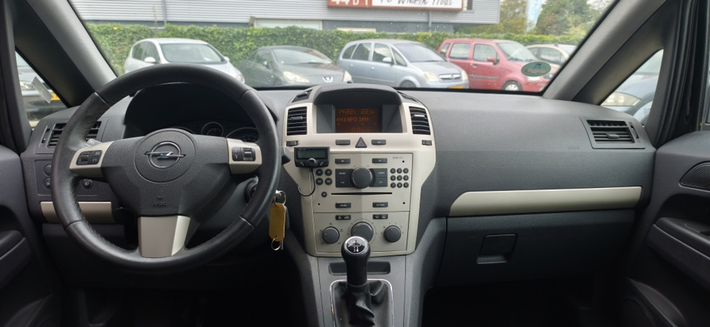 Foto van Opel Zafira