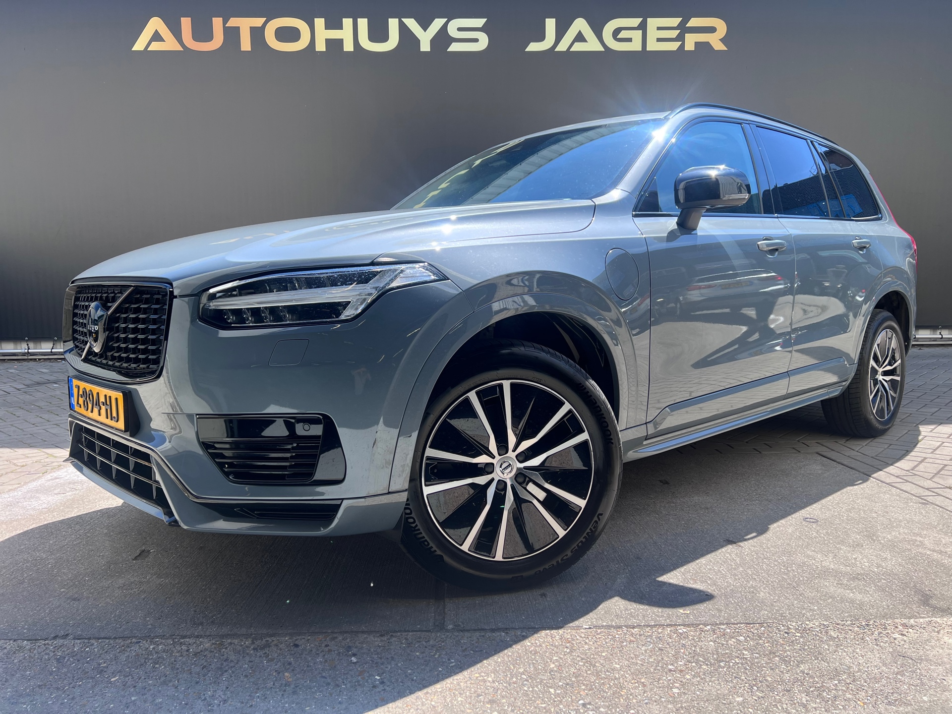 Volvo Xc90 2.0 T8 Twin Engine AWD Momentum Pro - Pano Luchtvering Trekhaak Leder 2020 - voorkant
