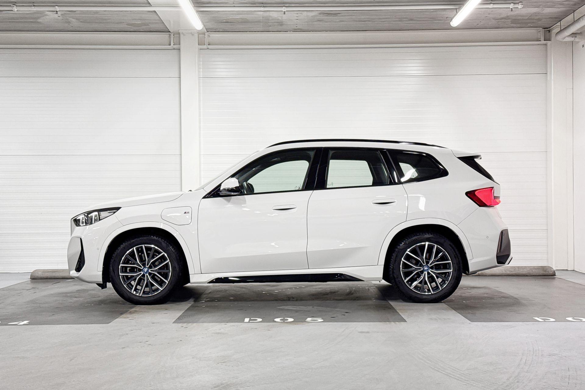 Foto van BMW X1 Xdrive25e