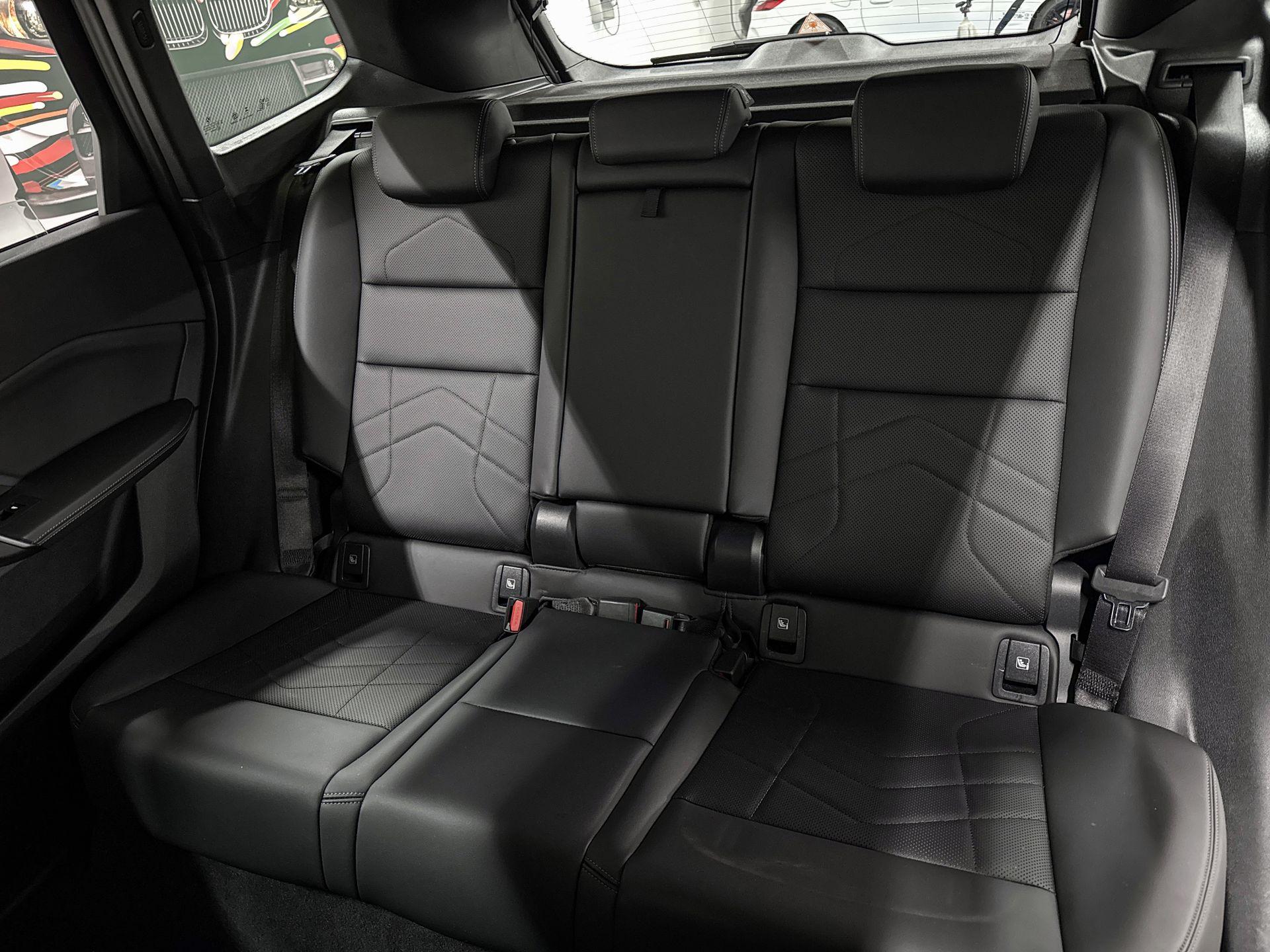 Foto van BMW X1 Xdrive25e
