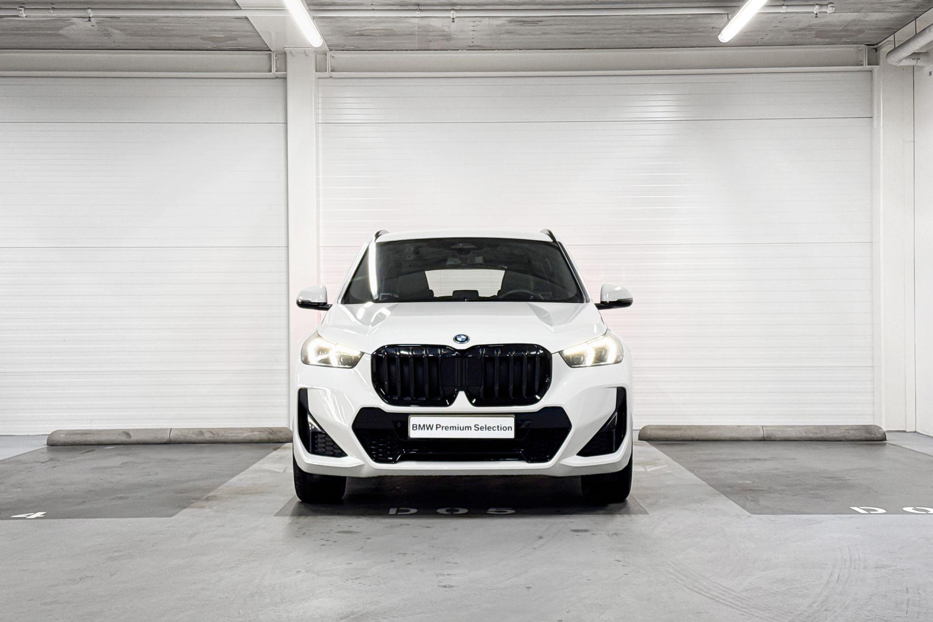 Foto van BMW X1 Xdrive25e