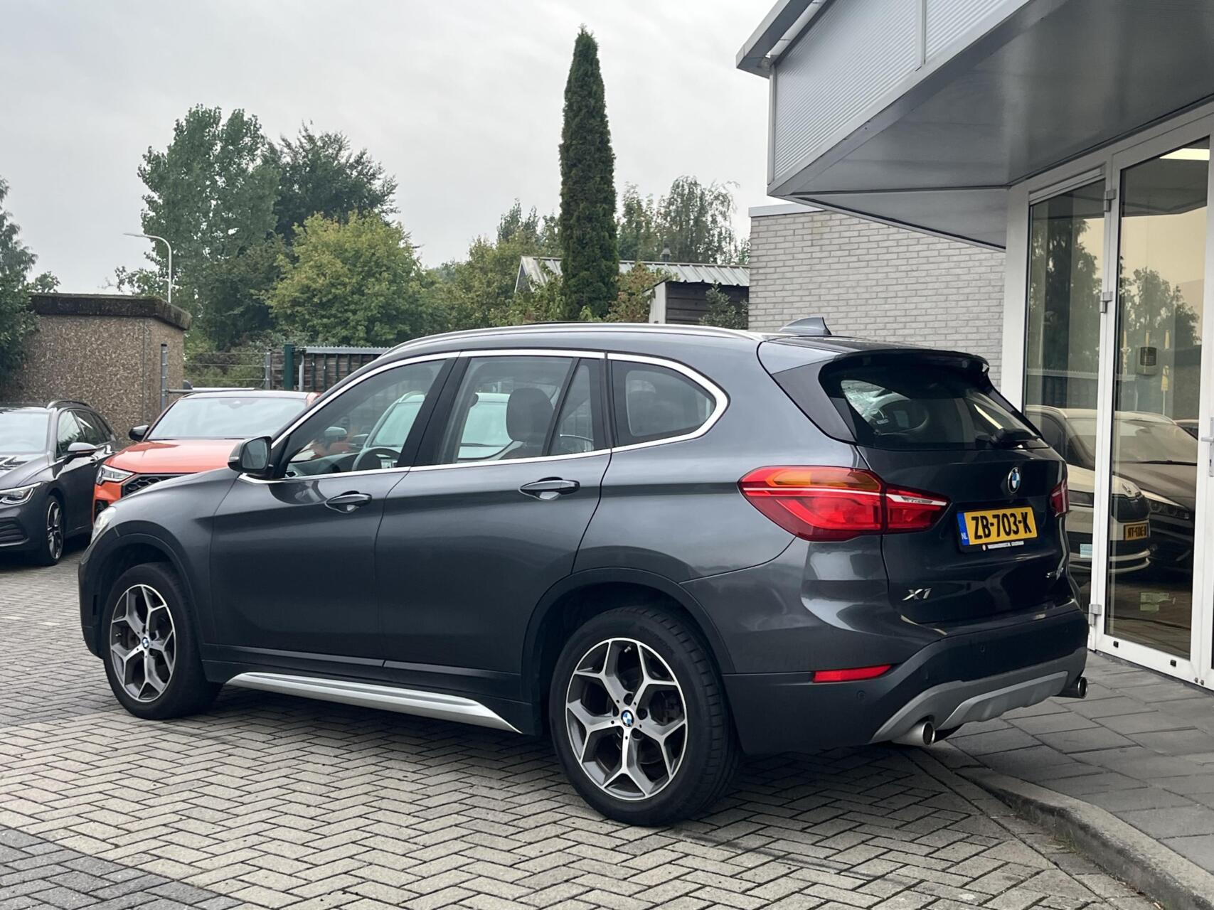 Foto van BMW X1 Sdrive20i