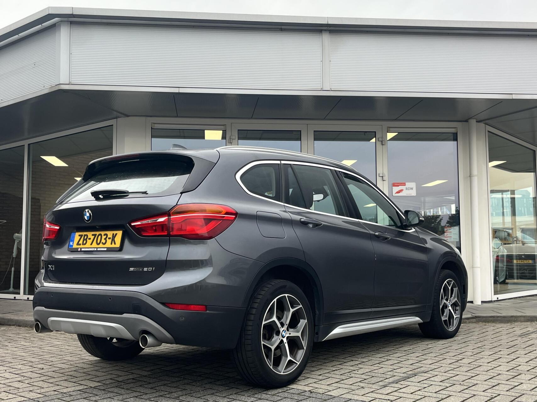 Foto van BMW X1 Sdrive20i