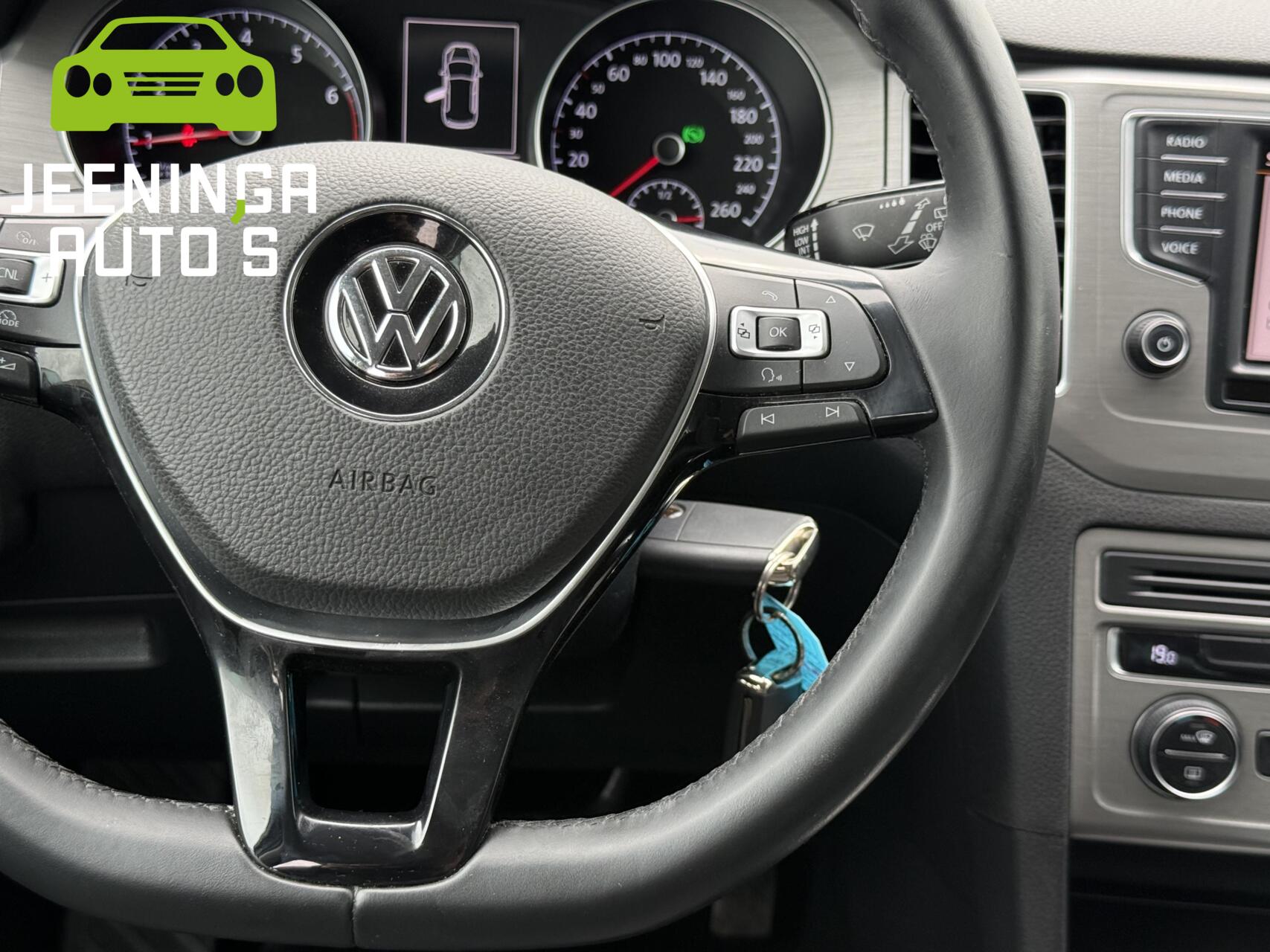 Foto van Volkswagen Golf Sportsvan