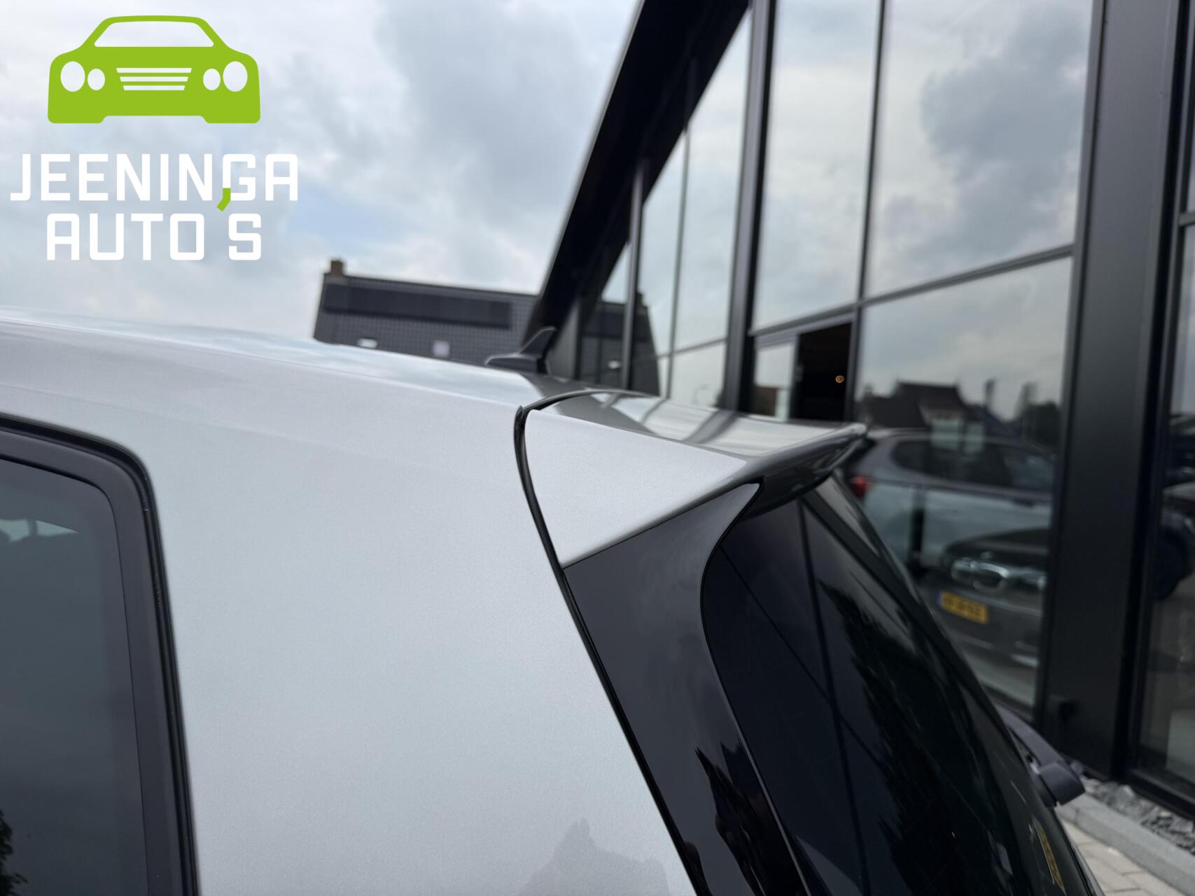 Foto van Volkswagen Golf Sportsvan