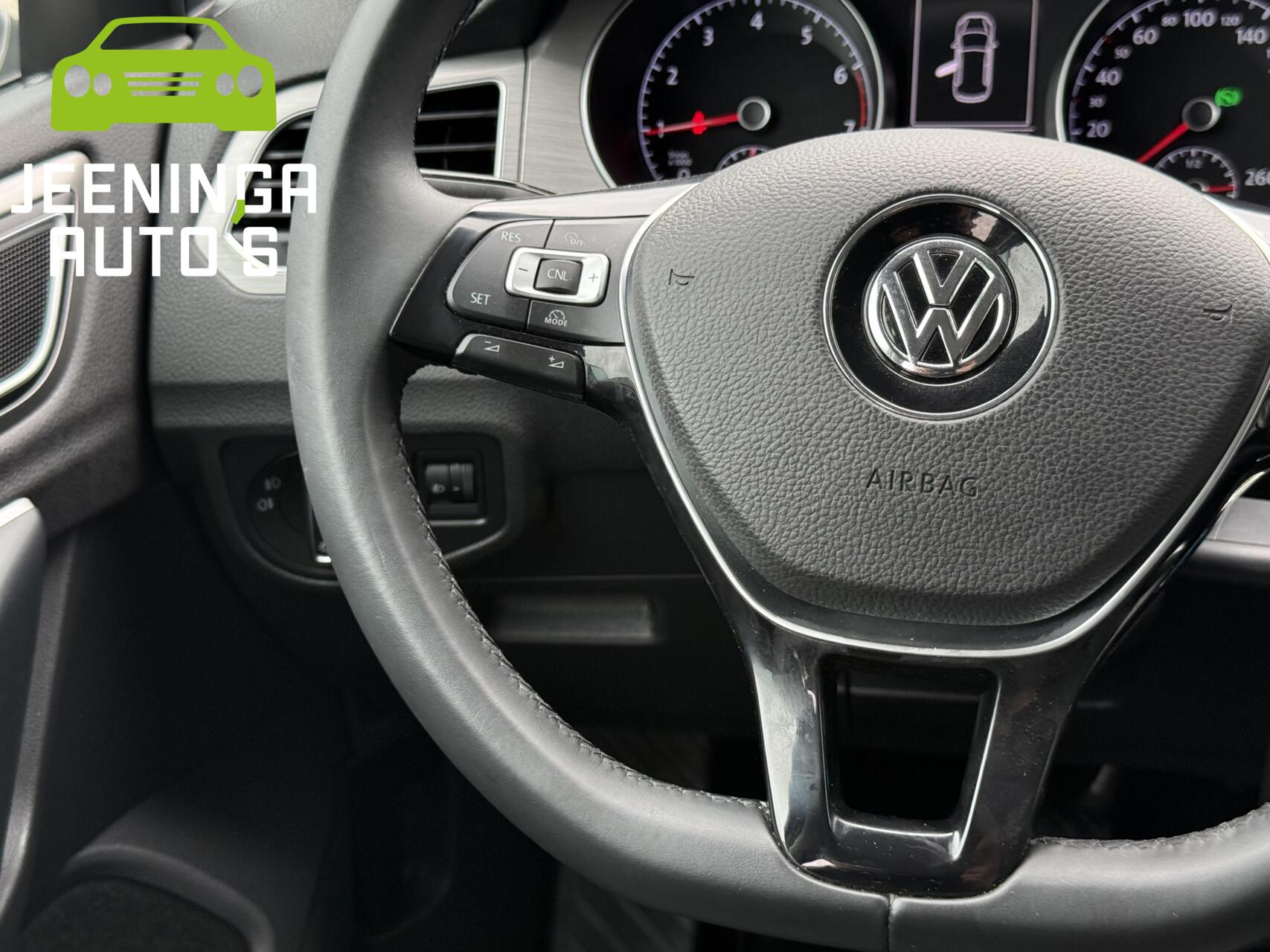 Foto van Volkswagen Golf Sportsvan