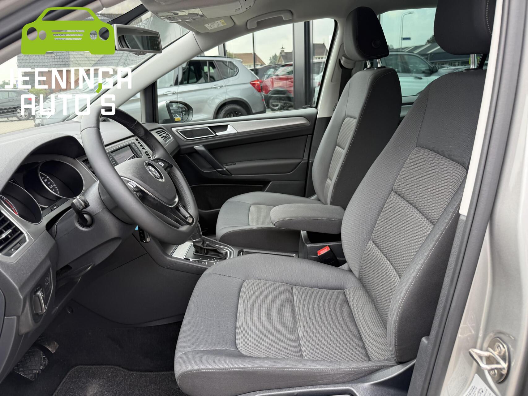 Foto van Volkswagen Golf Sportsvan