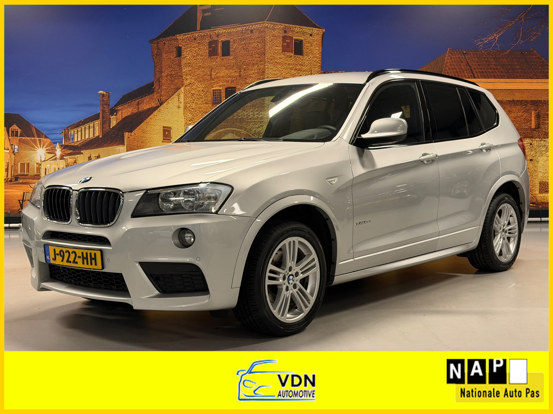 BMW X Reihe XDrive20i High Exe M-Sport Automaat Navigatie Trekhaak 2014 - voorkant