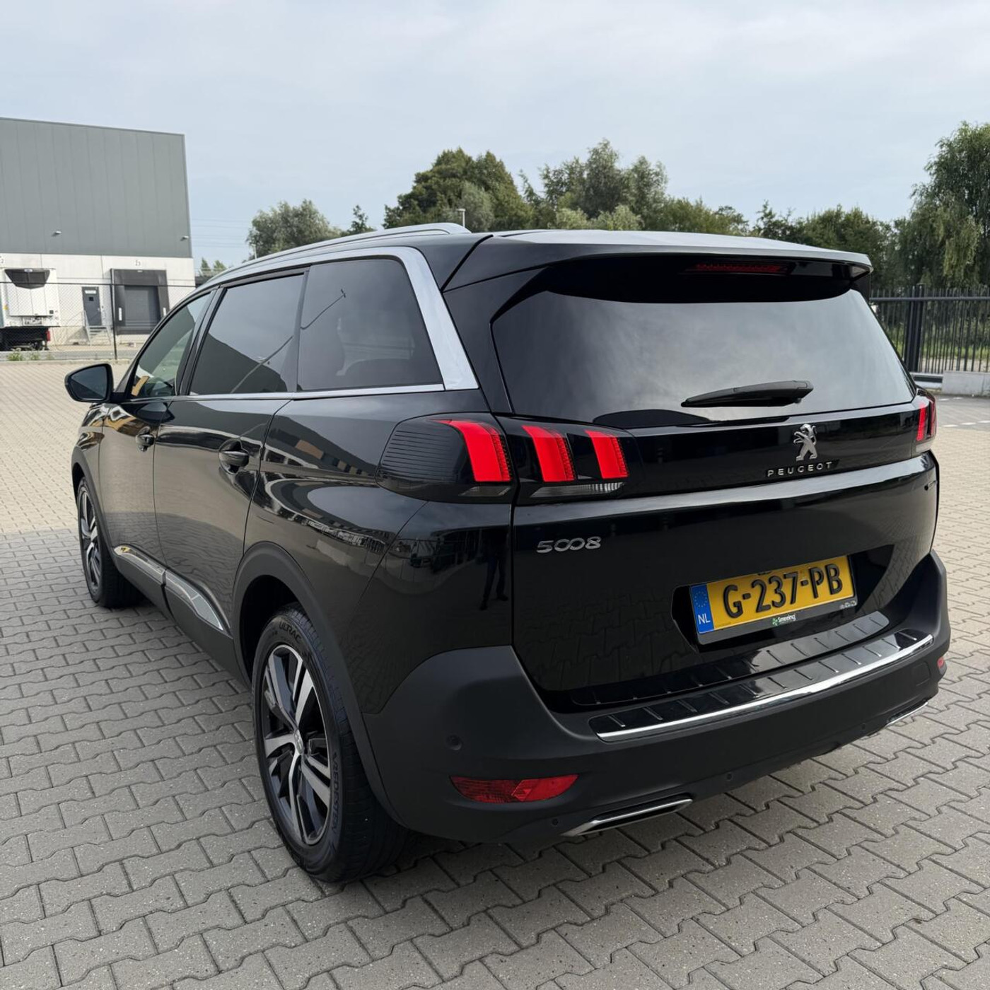 Foto van Peugeot 5008