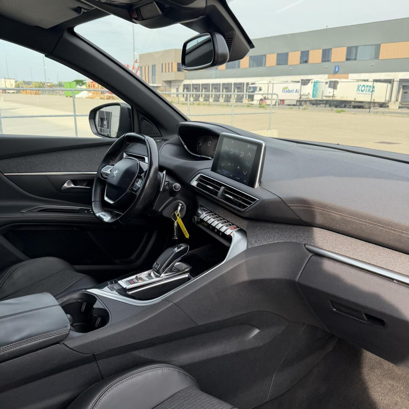 Foto van Peugeot 5008