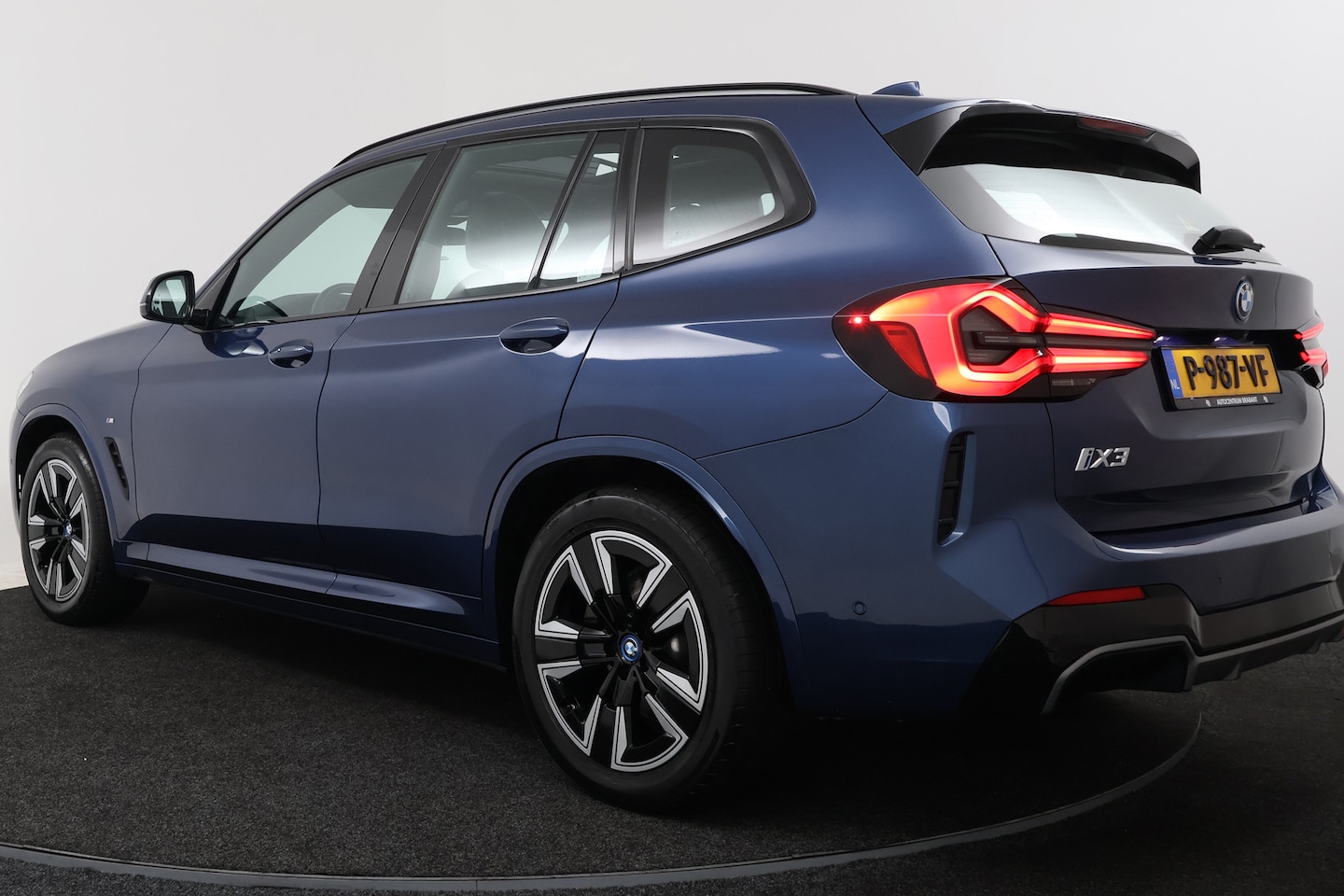 Foto van BMW Ix3