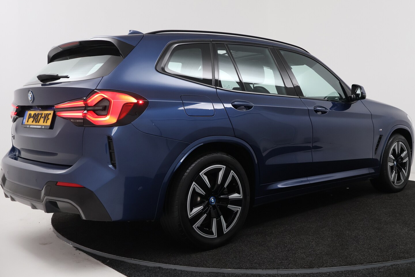 Foto van BMW Ix3