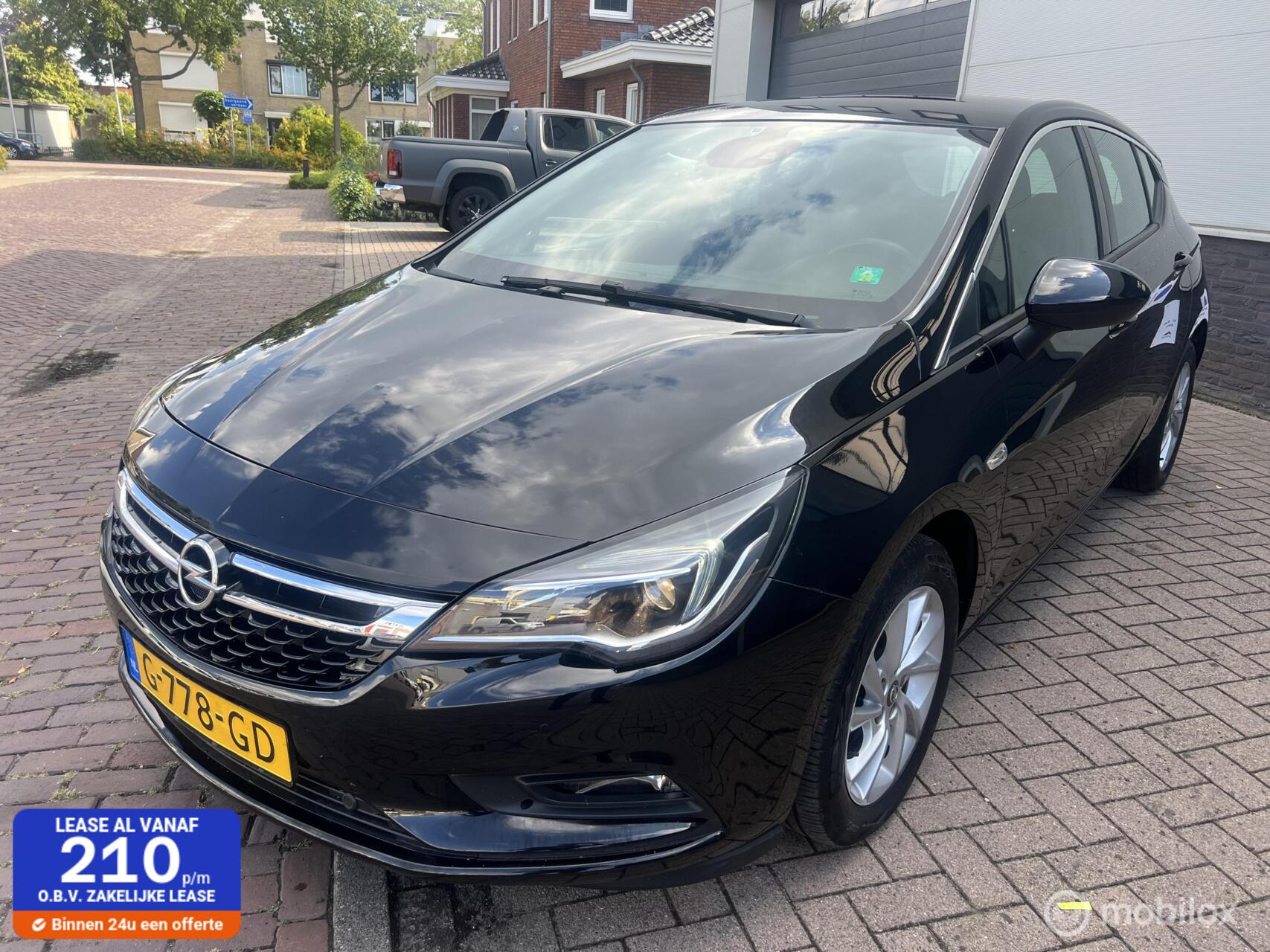 Opel Astra 1.4 Turbo 120 Jaar Edition 2019 - voorkant