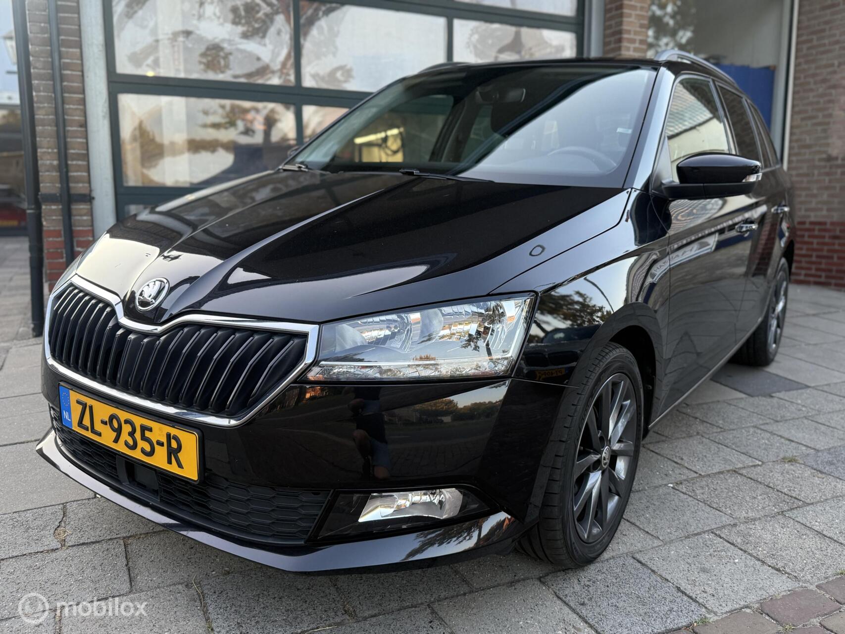 Skoda Fabia 1.0 Business Edition | PDC | CarPlay | Cruise Controle 2019 - voorkant