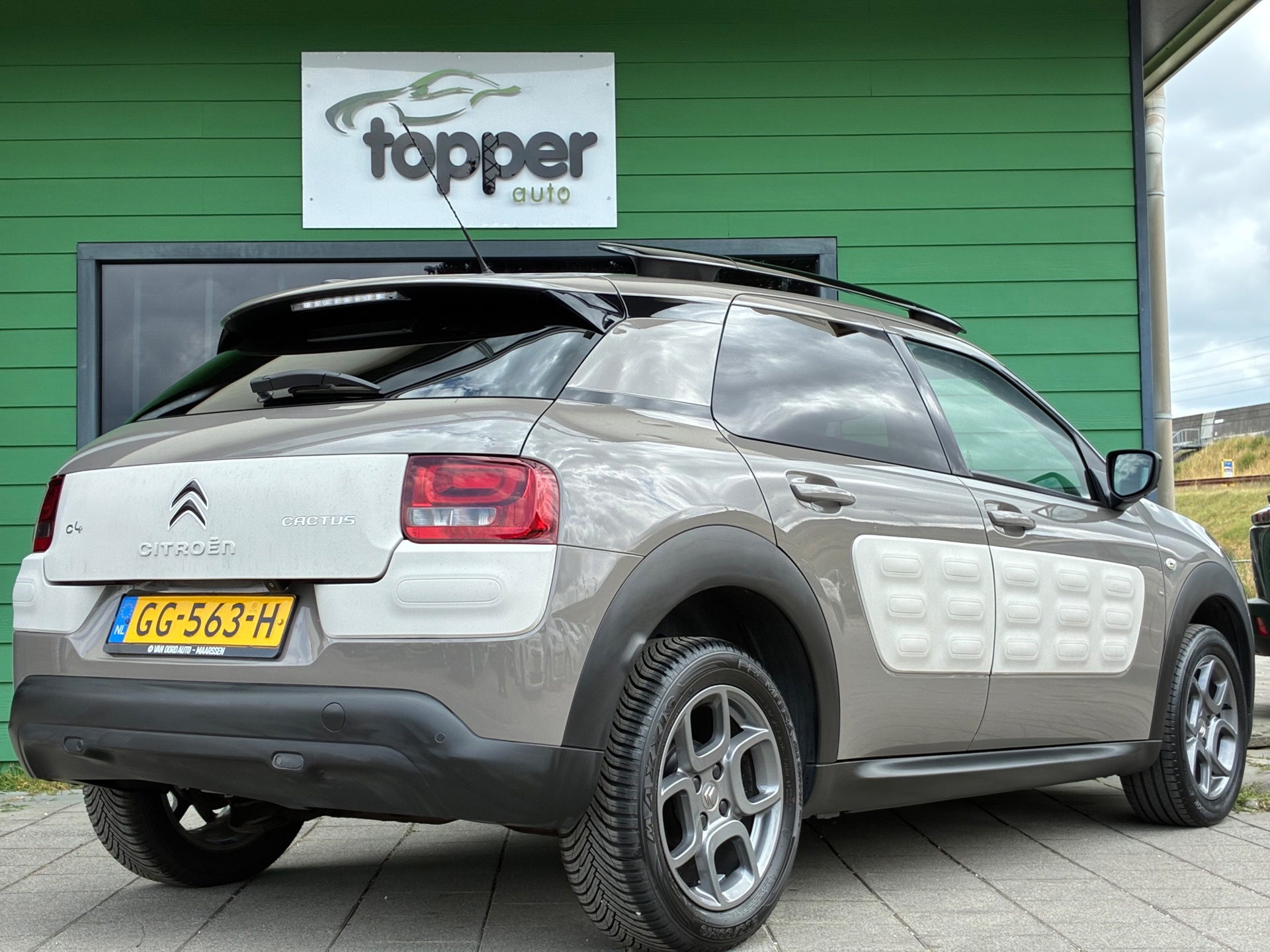 Foto van Citroen C4 Cactus