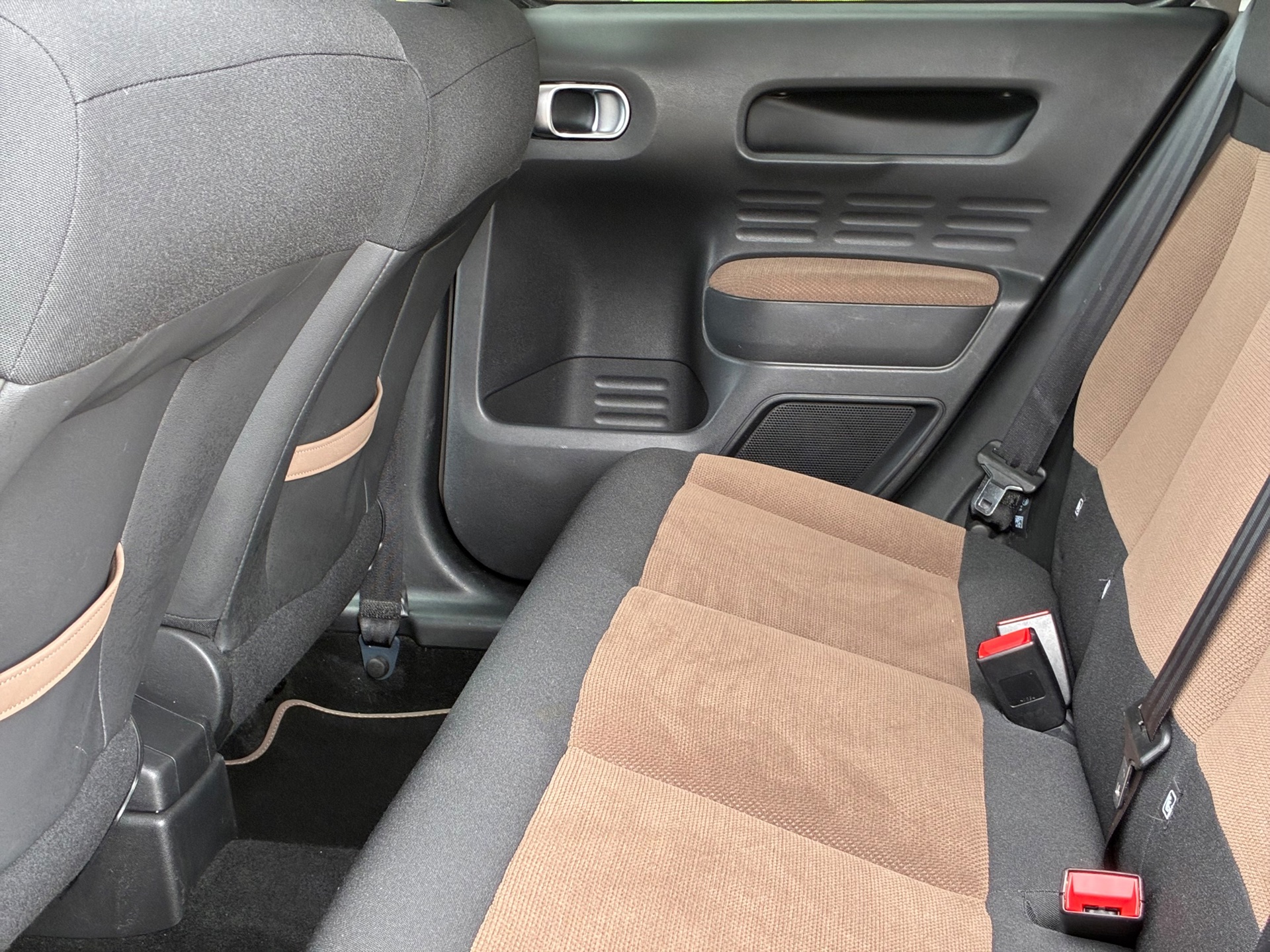 Foto van Citroen C4 Cactus