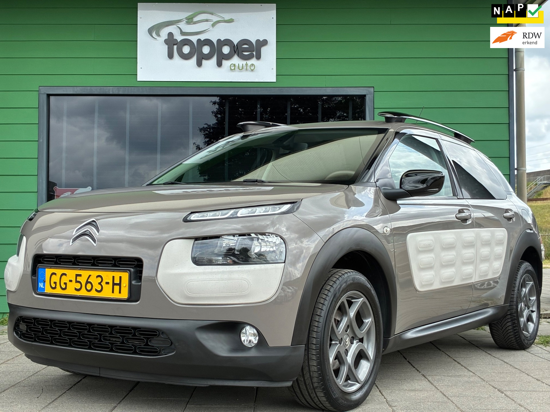 Citroen C4 Cactus 1.2 e-VTi Shine|2e Eigenaar|Automaat|D-Riem v.v.|Navigatie|Camera|Climatronic|CruiseControl| 2015 - voorkant