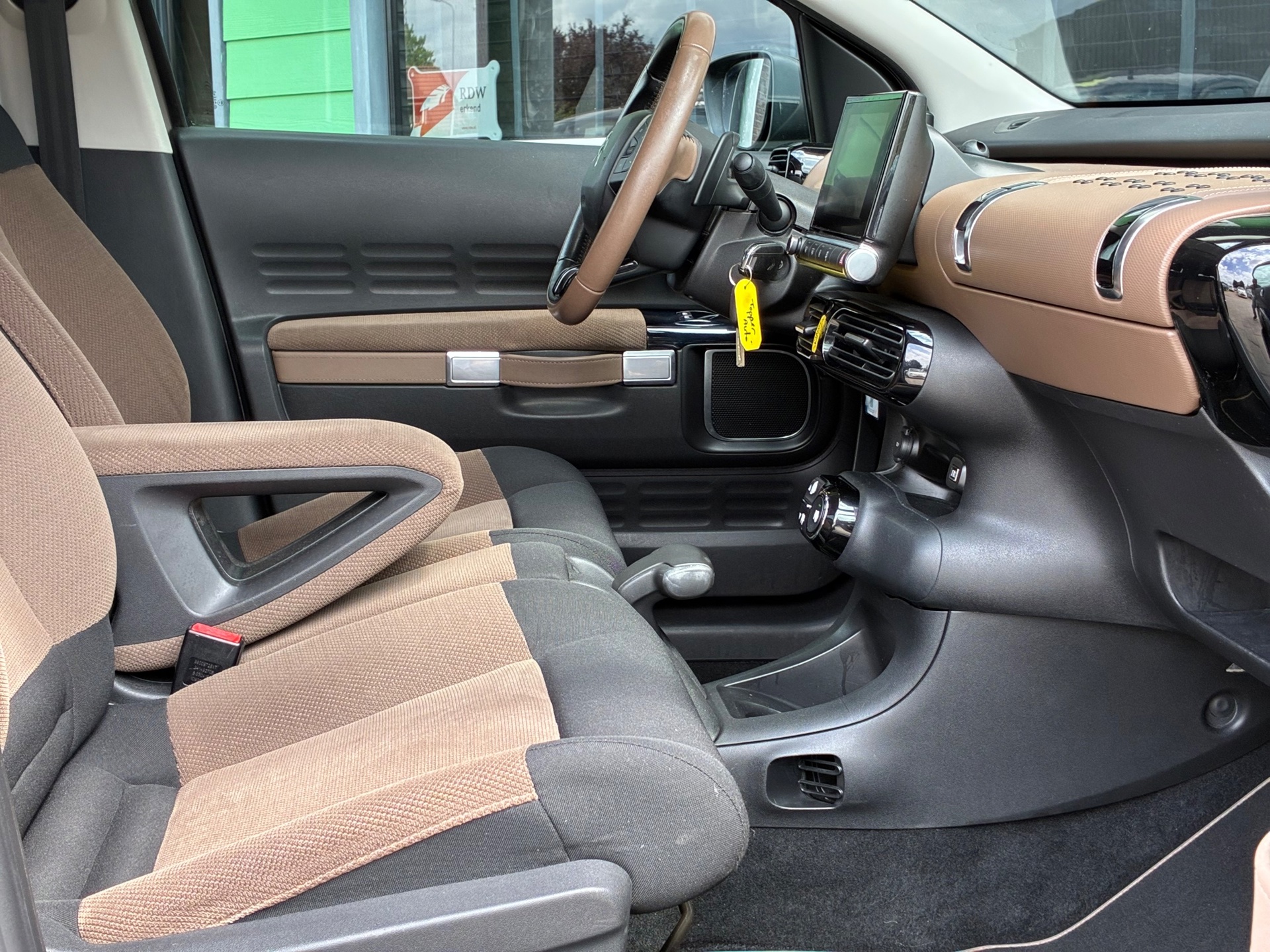 Foto van Citroen C4 Cactus