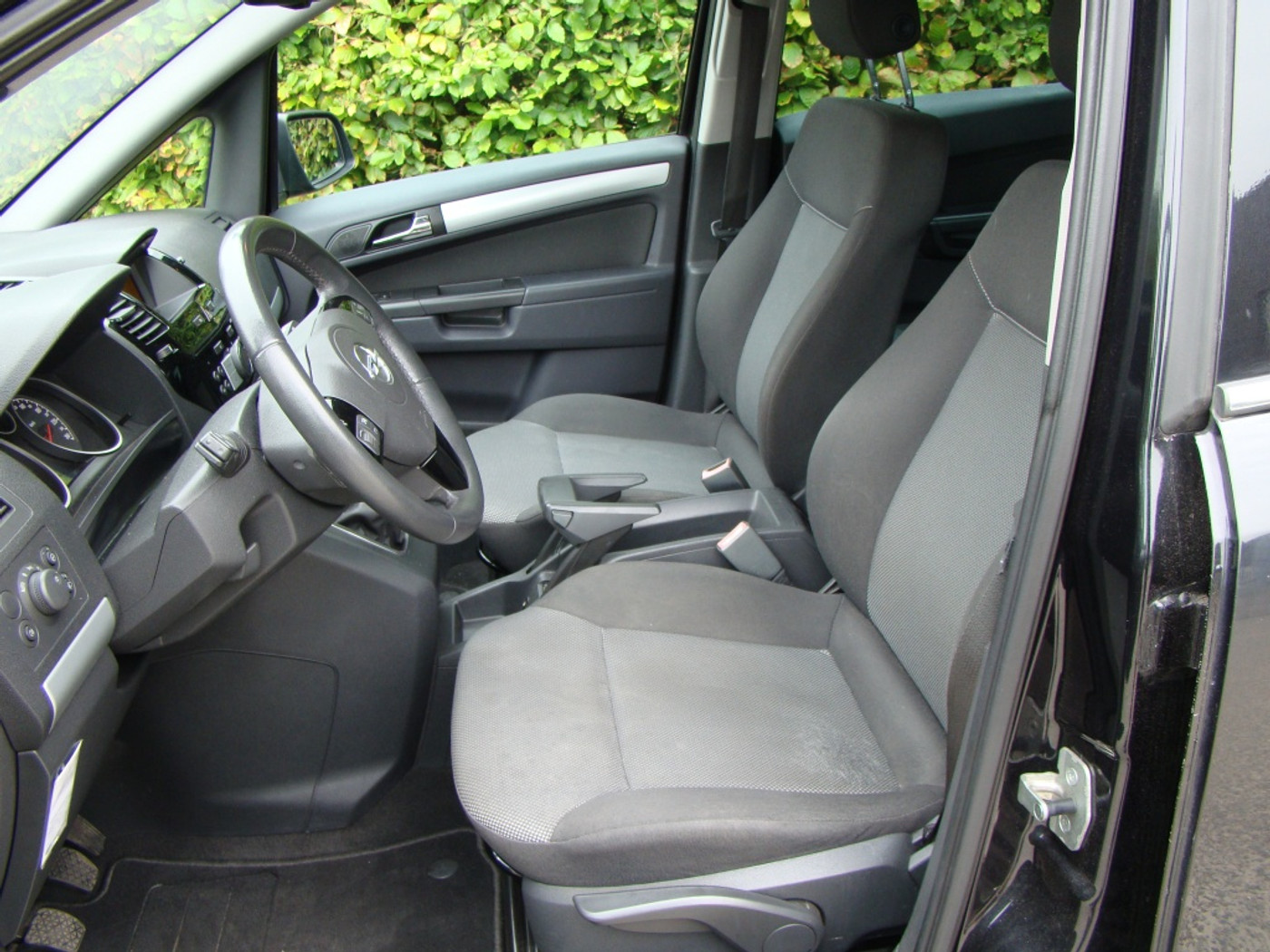 Foto van Opel Zafira