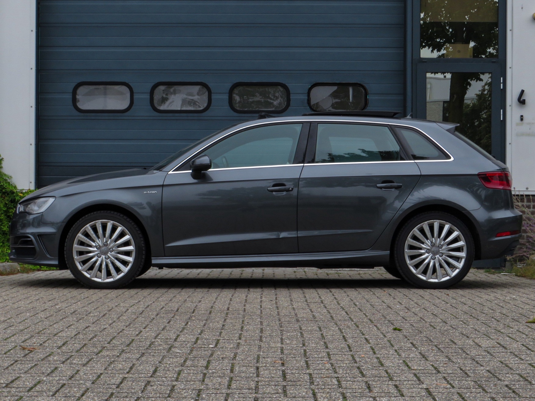 Foto van Audi A3 Sportback E-tron