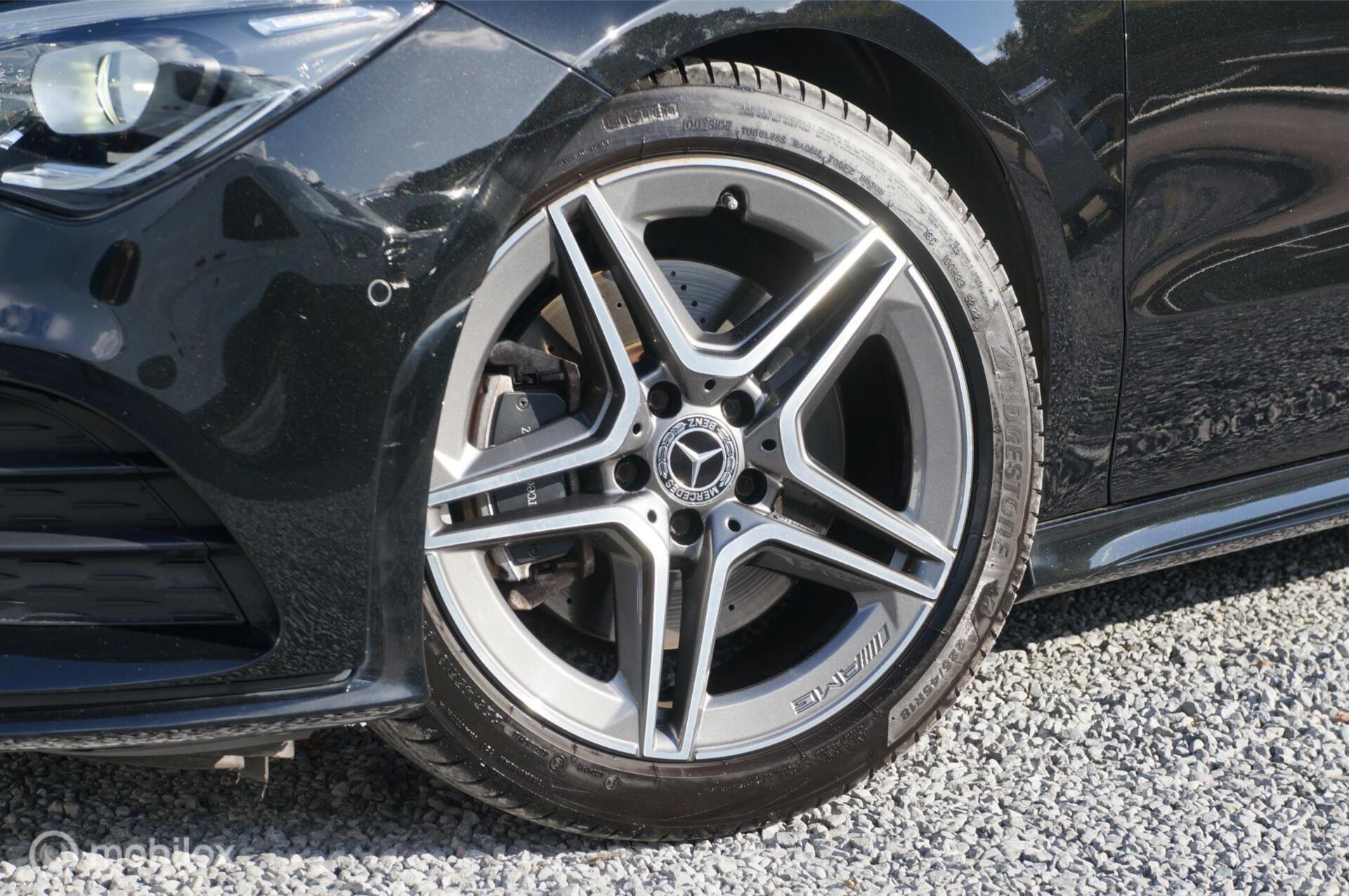 Foto van Mercedes-Benz Cla-klasse Shooting Brake
