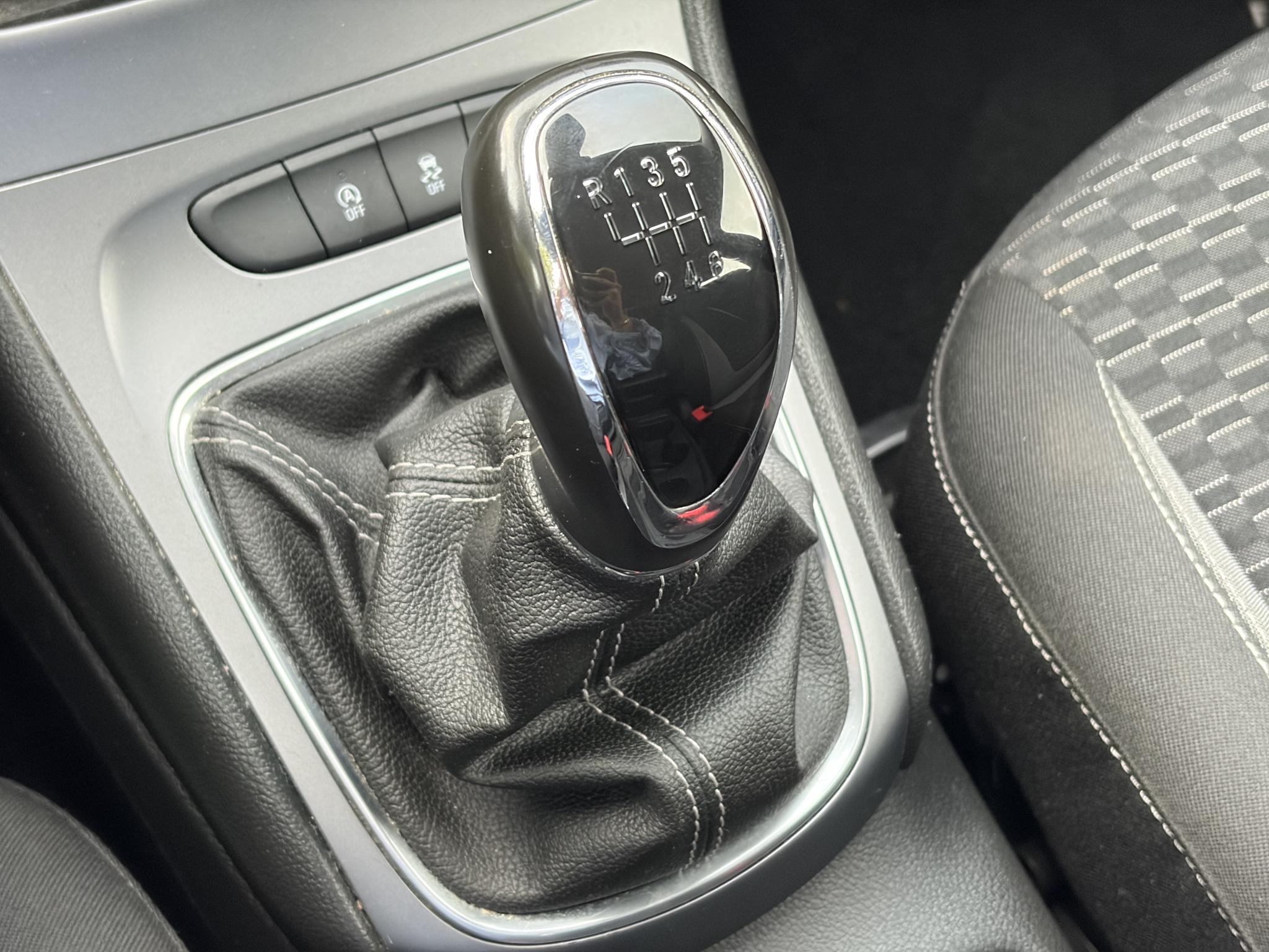 Foto van Opel Astra Sports Tourer