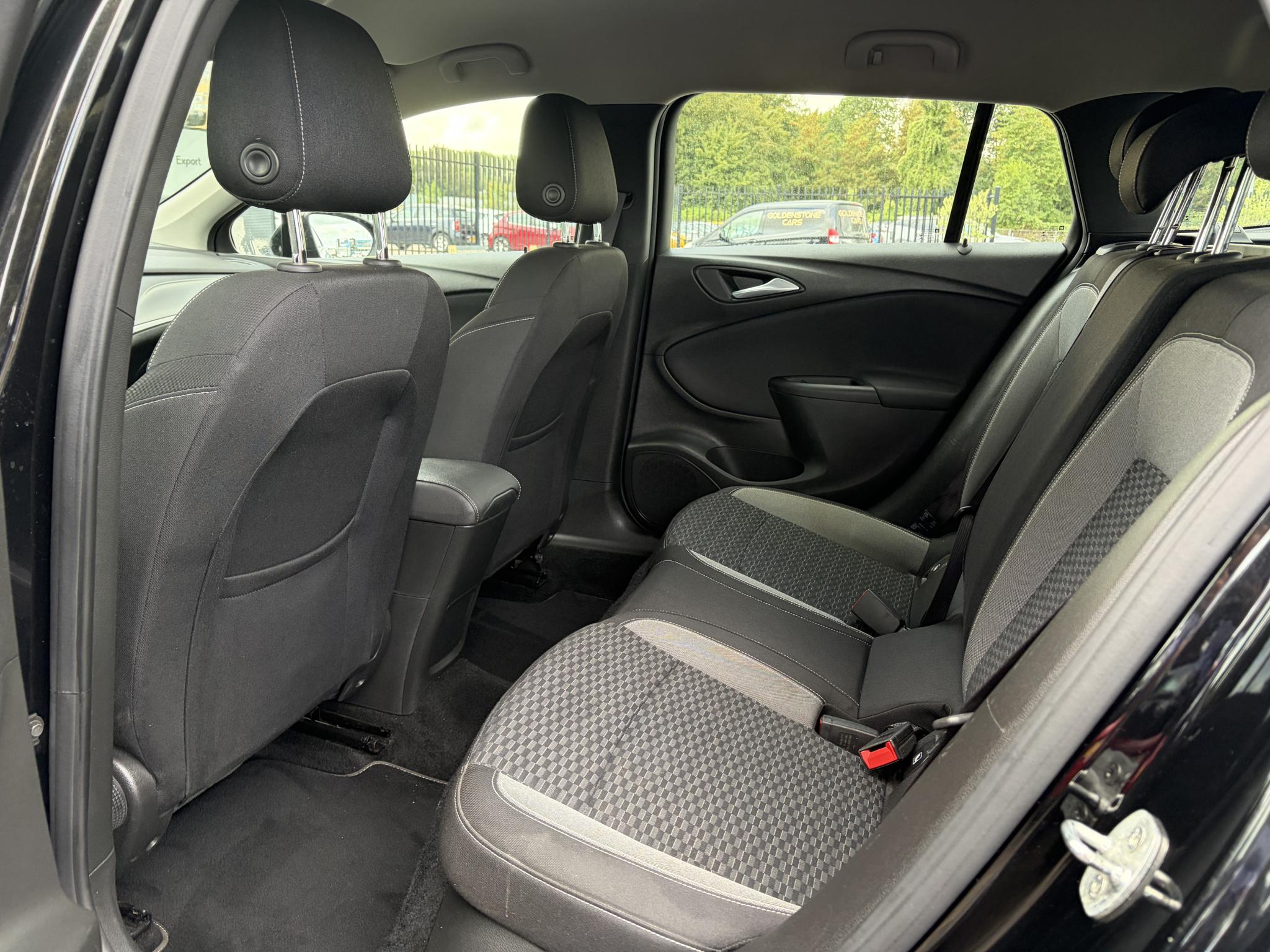 Foto van Opel Astra Sports Tourer