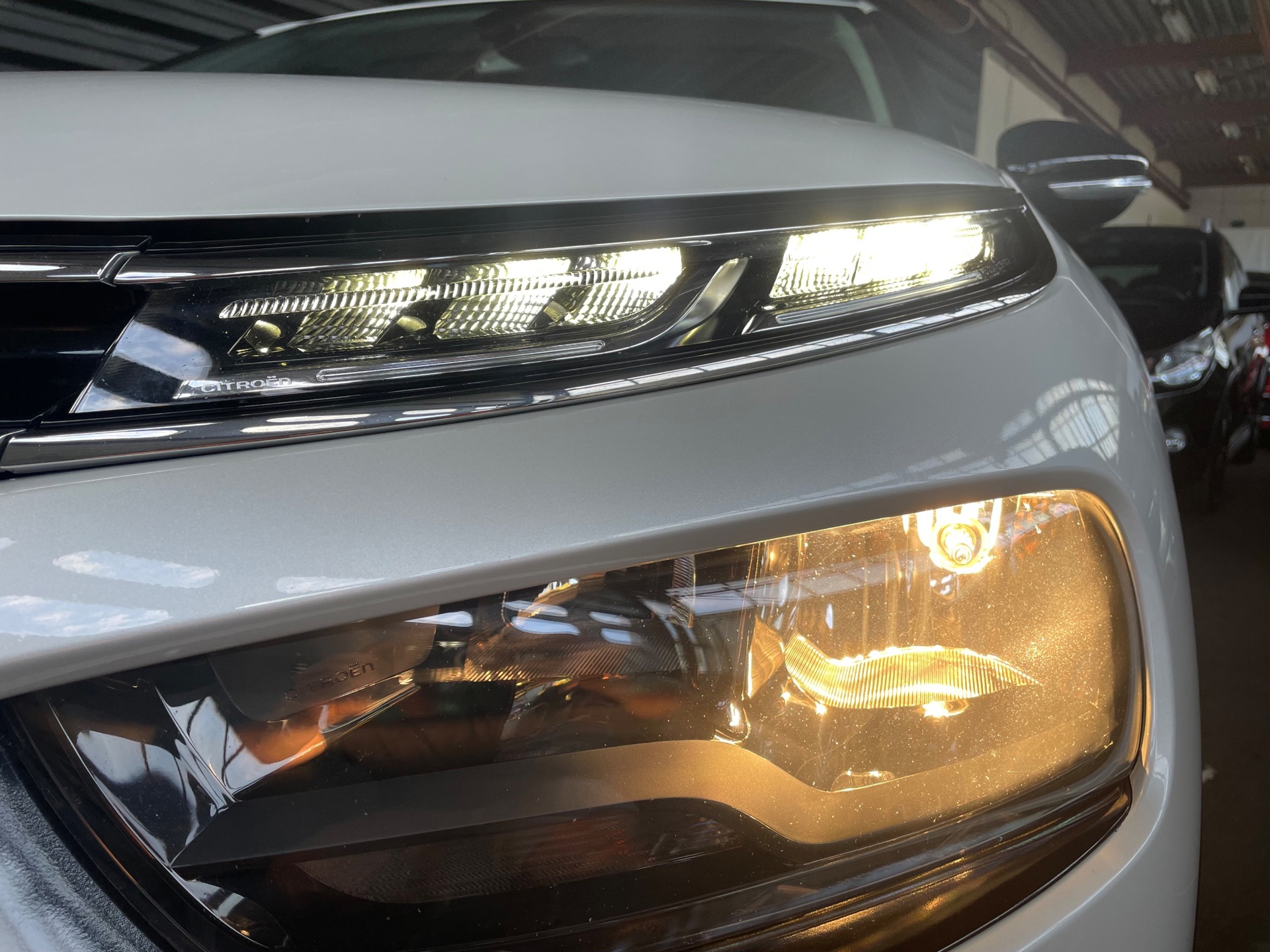 Foto van Citroen C4 Cactus