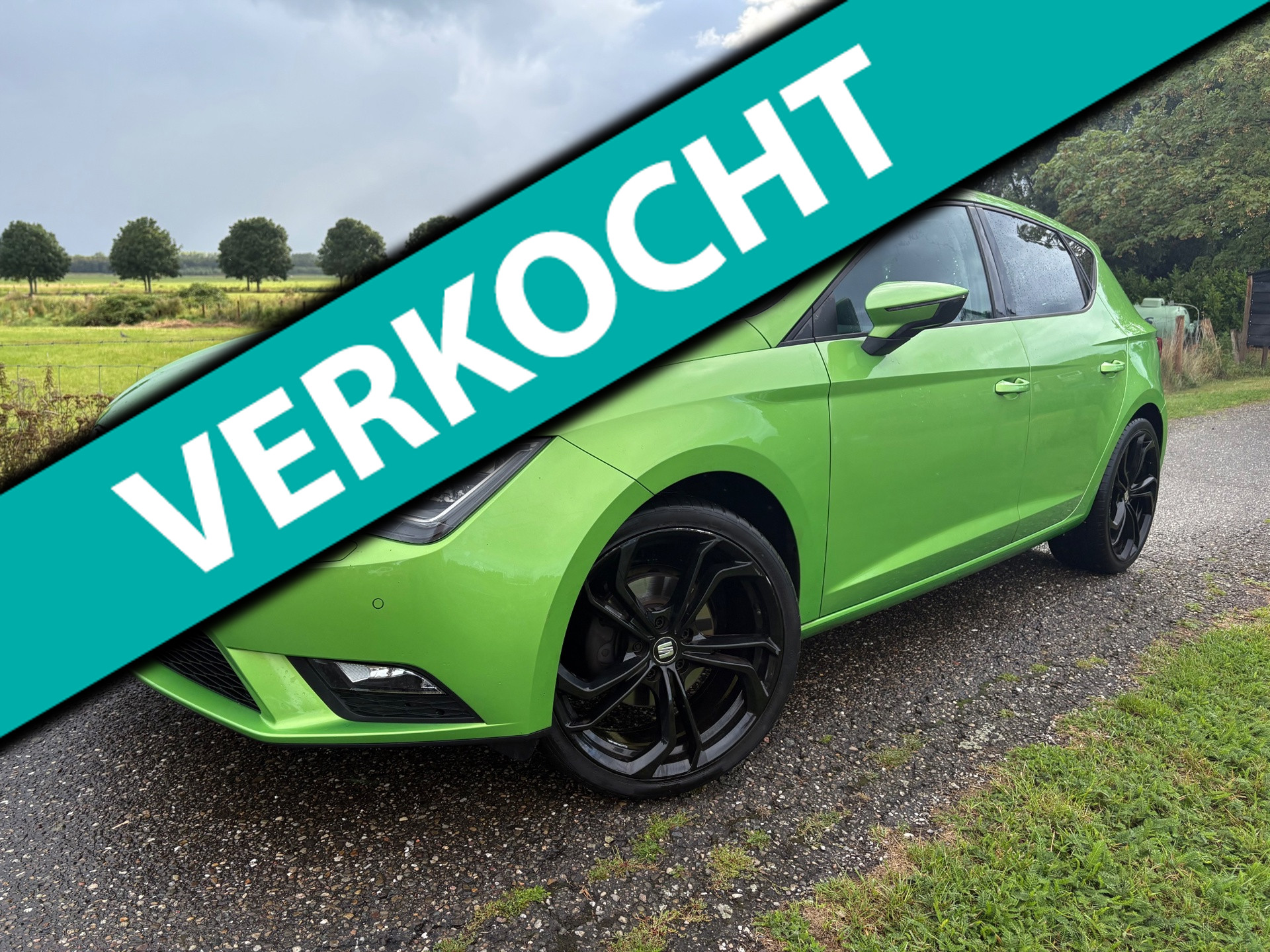 Seat Leon 1.4 EcoTSI Style Connect|Stoelverw|Alarm|APK 2015 - voorkant