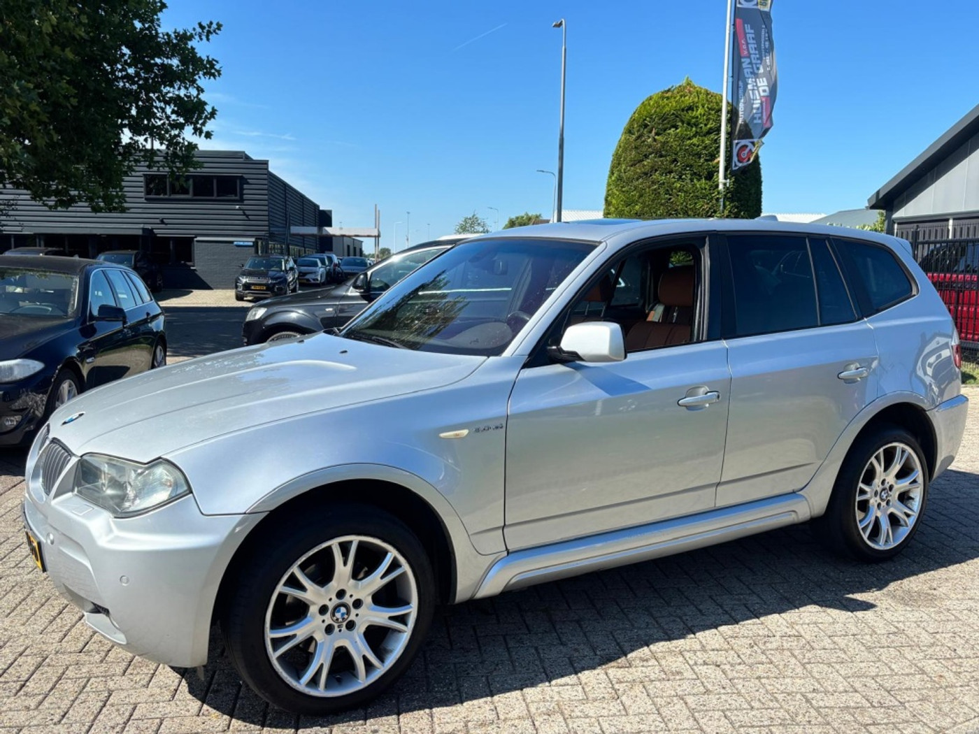 Foto van BMW X3 3.0si