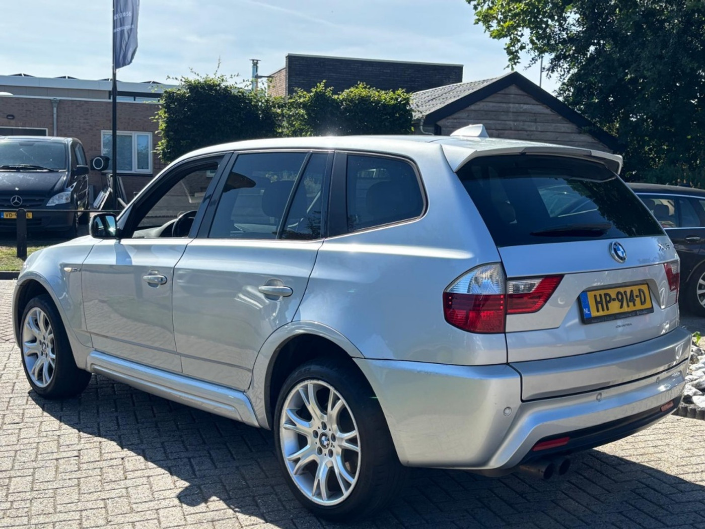 Foto van BMW X3 3.0si