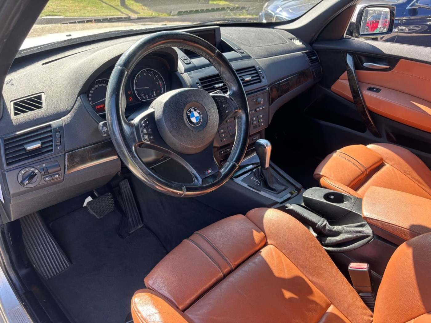 Foto van BMW X3 3.0si